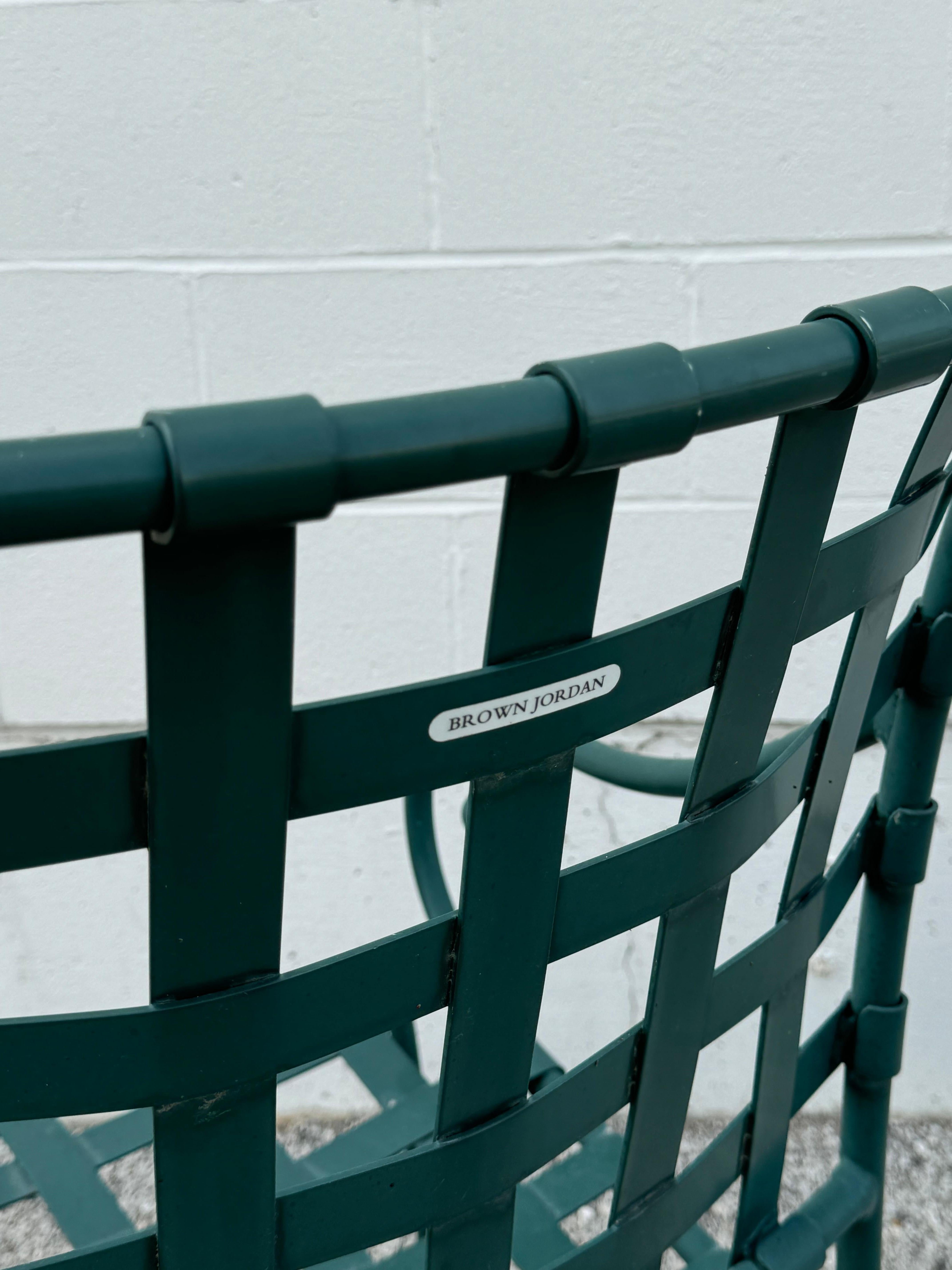 Paire de chaises à accoudoirs de patio ou de jardin Brown Jordan Florentine - Vert chasseur en vente 10