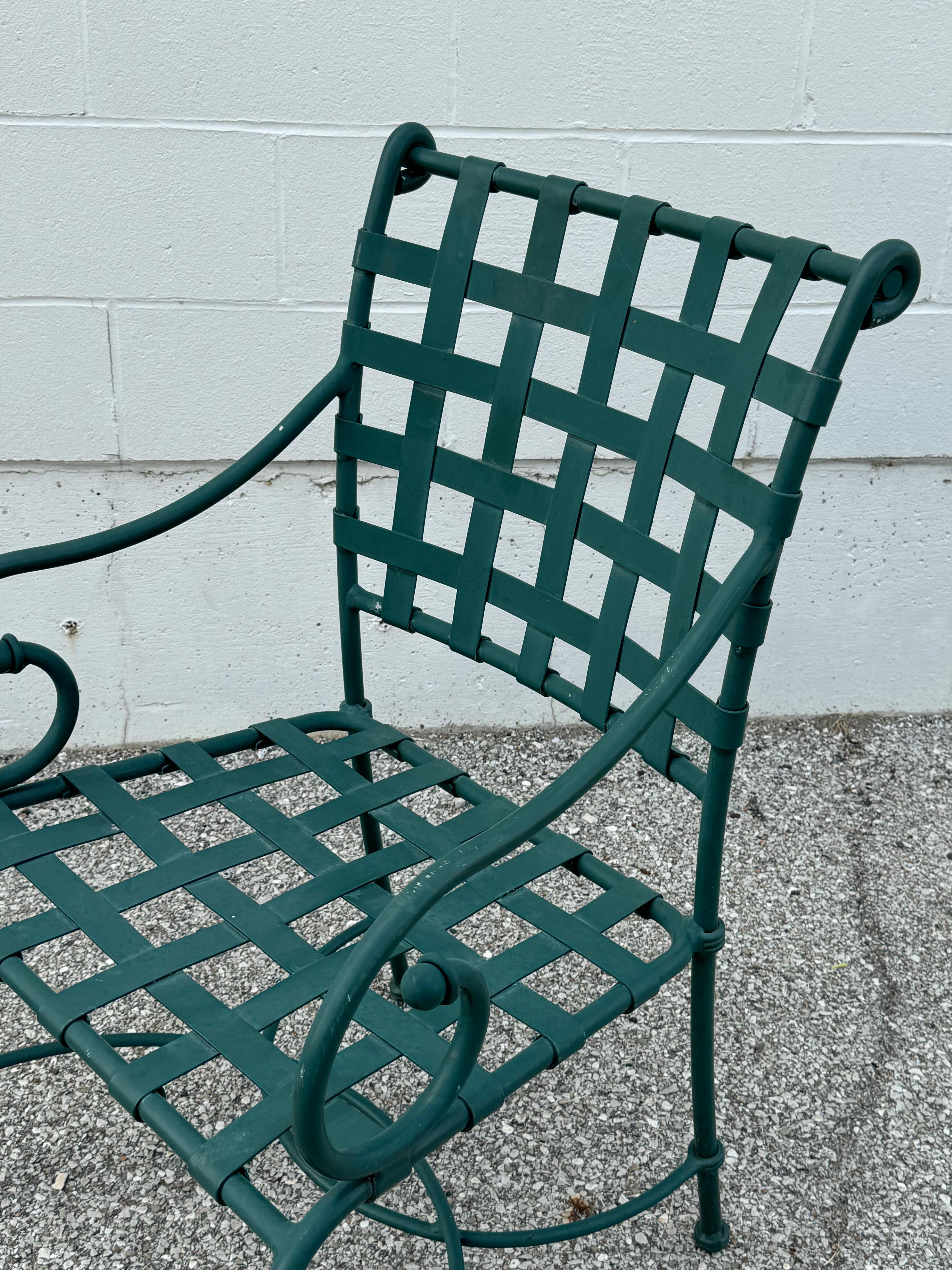 Fin du 20e siècle Paire de chaises à accoudoirs de patio ou de jardin Brown Jordan Florentine - Vert chasseur en vente