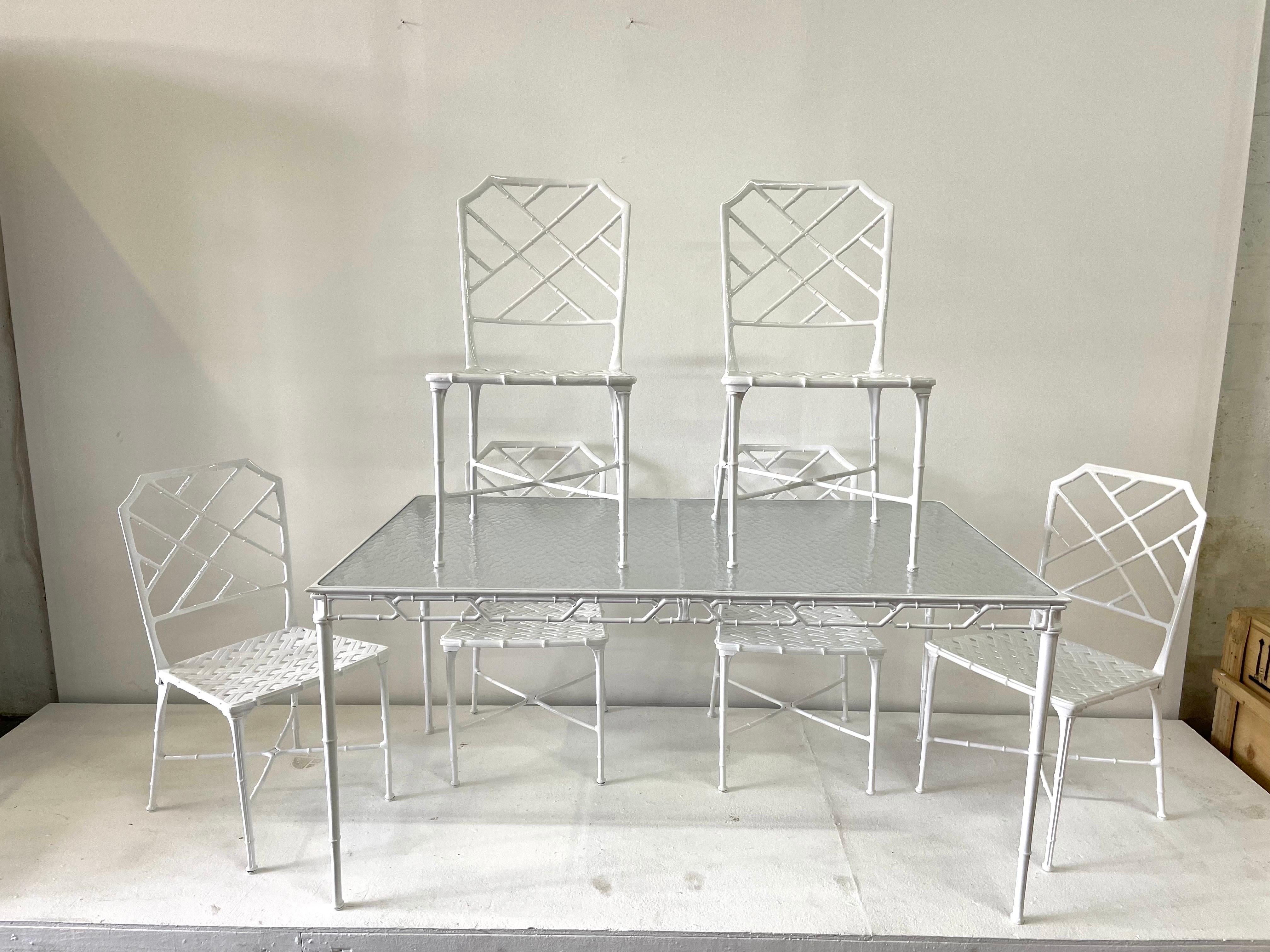 Chippendale cinese Set da pranzo da giardino Brown Jordan di Hall Bradley 