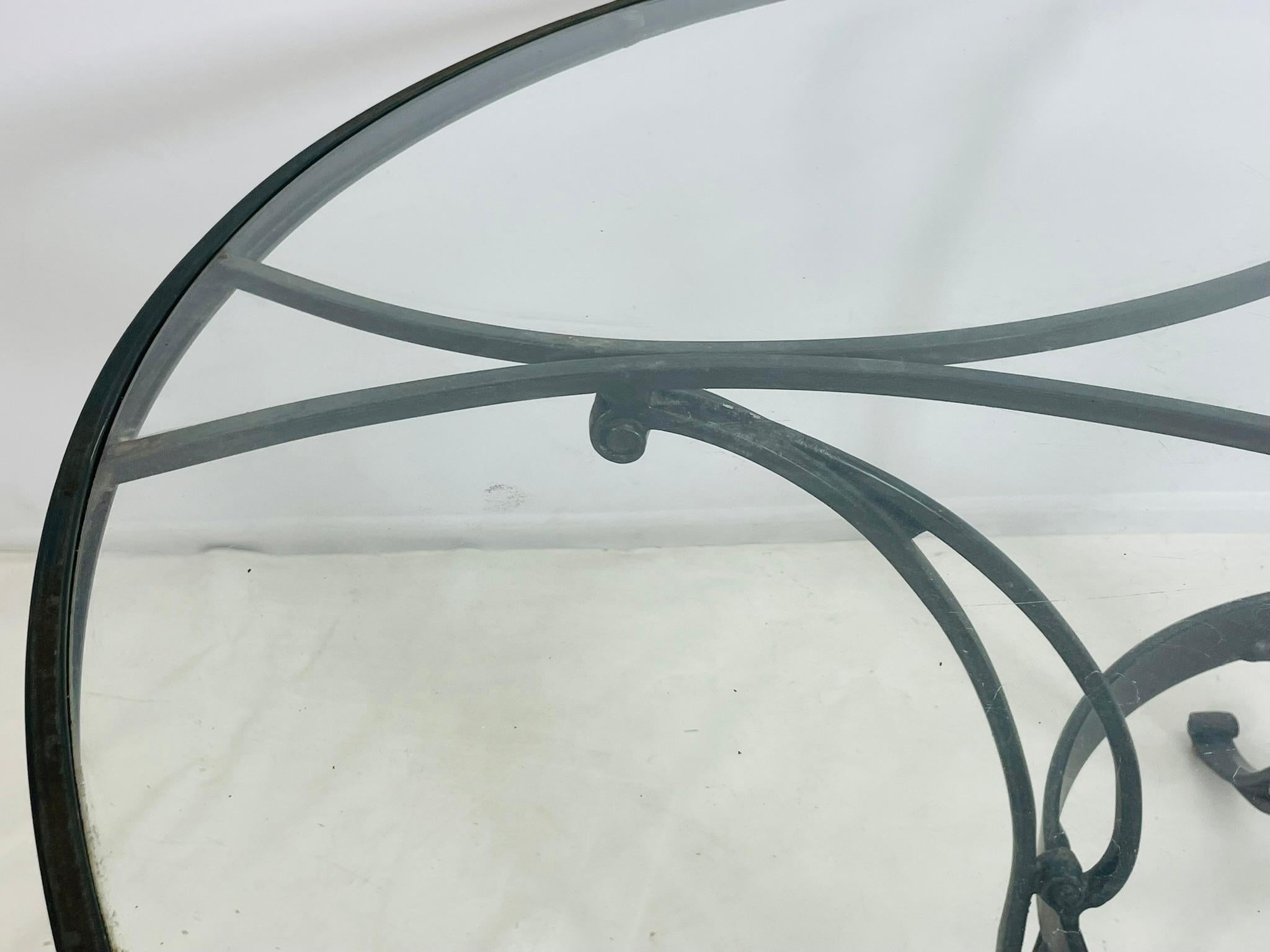 Brown Jordan Round Aluminum Patio Dining Table with Glass Top, USA 1980s For Sale 7