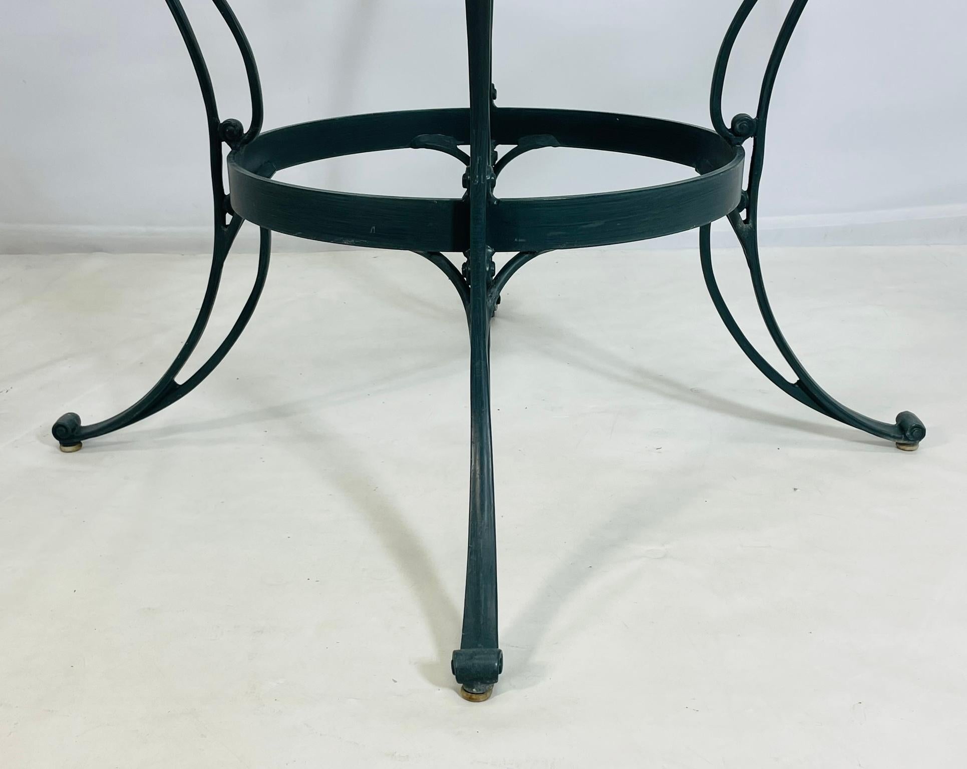 Brown Jordan Round Aluminum Patio Dining Table with Glass Top, USA 1980s For Sale 8