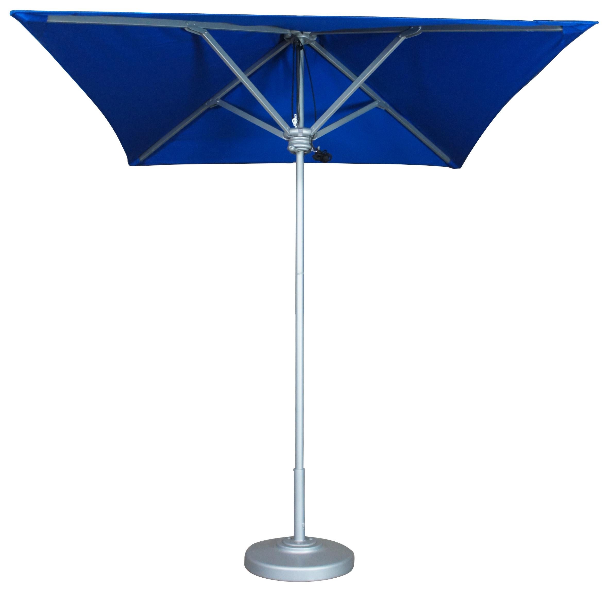 Brown Jordan 7' square single vent umbrella with 1-1/2” aluminum pole and double pulley. Product number 1390-9848, color pacific blue.
   