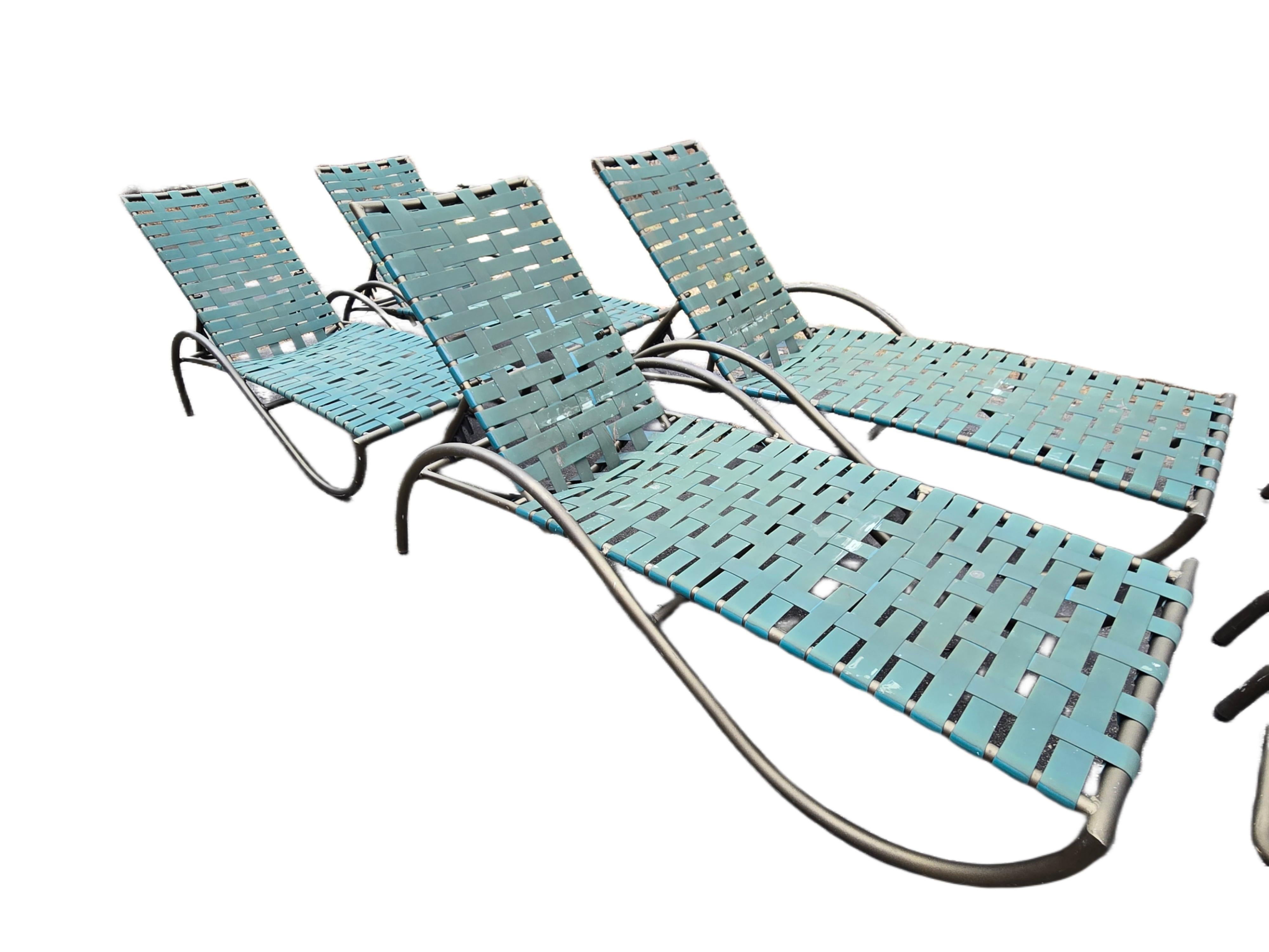 Metal 10 Brown Jordan Tropitone Vinyl Strapped Outdoor Chaise Lounge Chairs Tropitone For Sale
