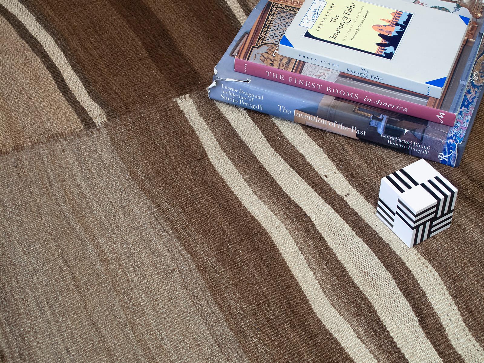 Brown Kilim with Wavy Stripes 'DK-122-68' In Good Condition For Sale In New York, NY