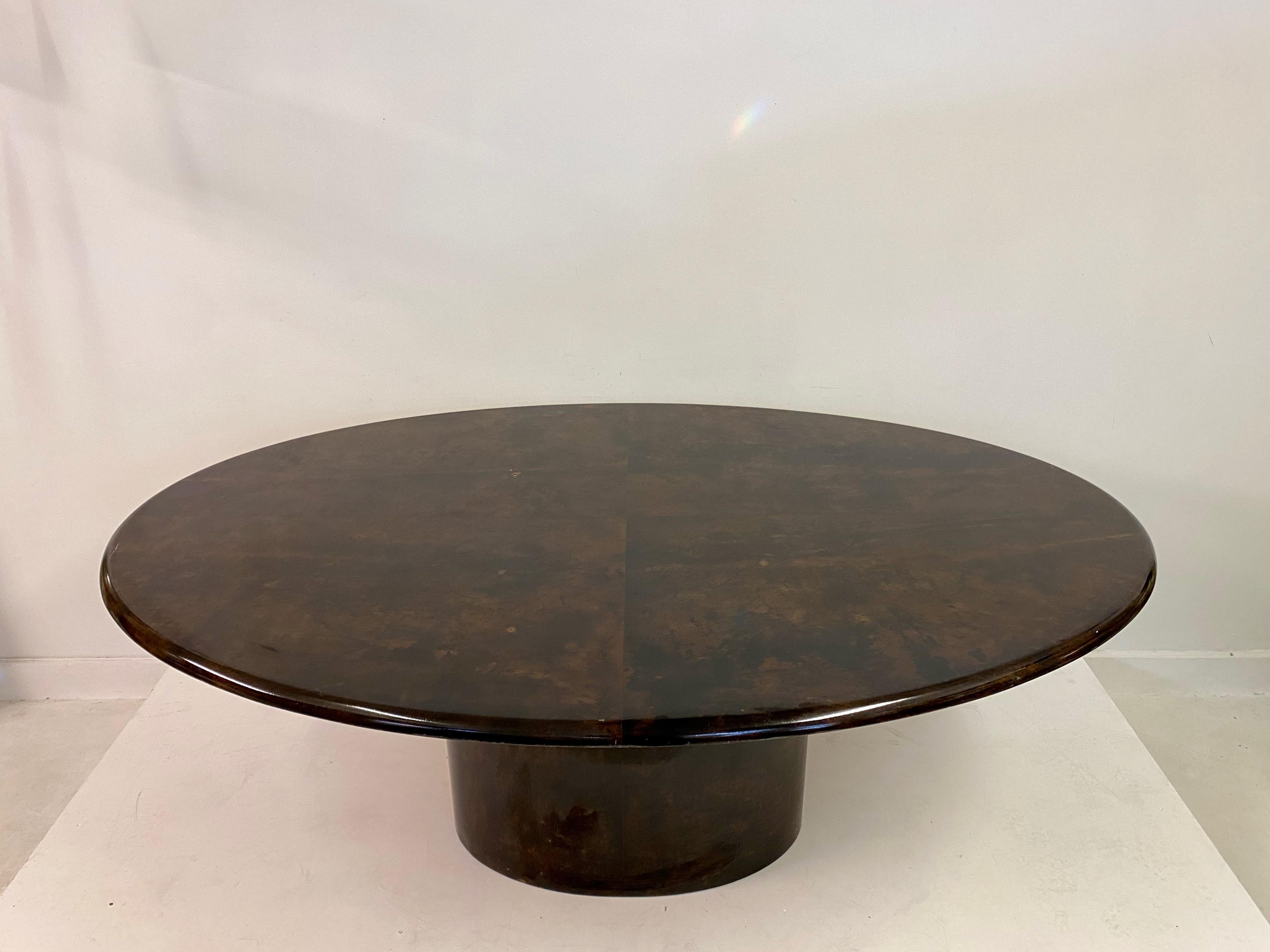 Mid-Century Modern Brown Lacquered Goatskin Oval Dining Table by Aldo Tura