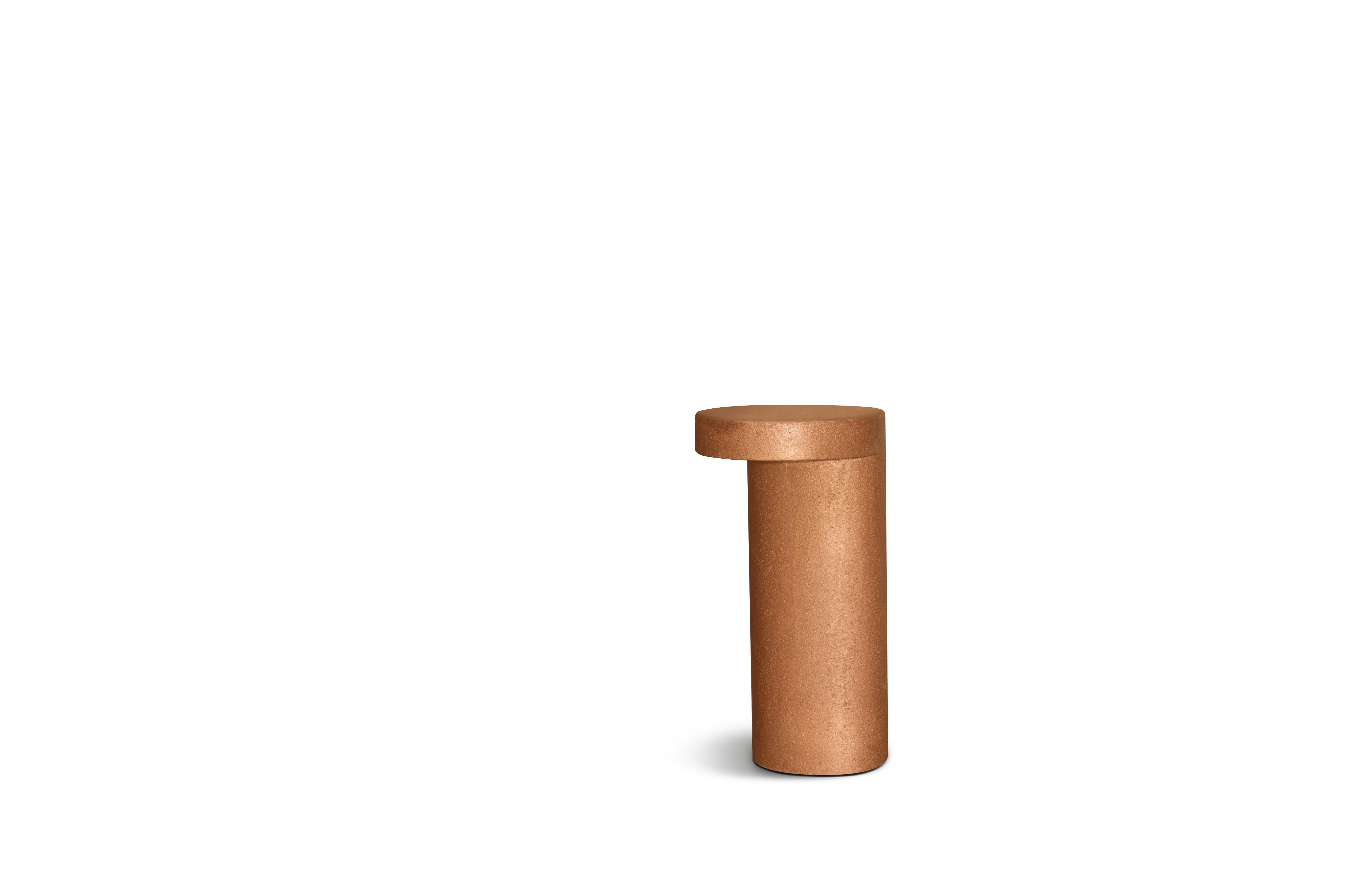 Brown Lazy-O Occasional Table by Somaschini
Dimensions: D 25 x H 48 cm
Materials: Lightened mdf monolithic structure. S49-02 Copper brown Argilla finish.

Side table in N.151 Copper brown Argilla finish

About: 
Somaschini is a new-born brand, with