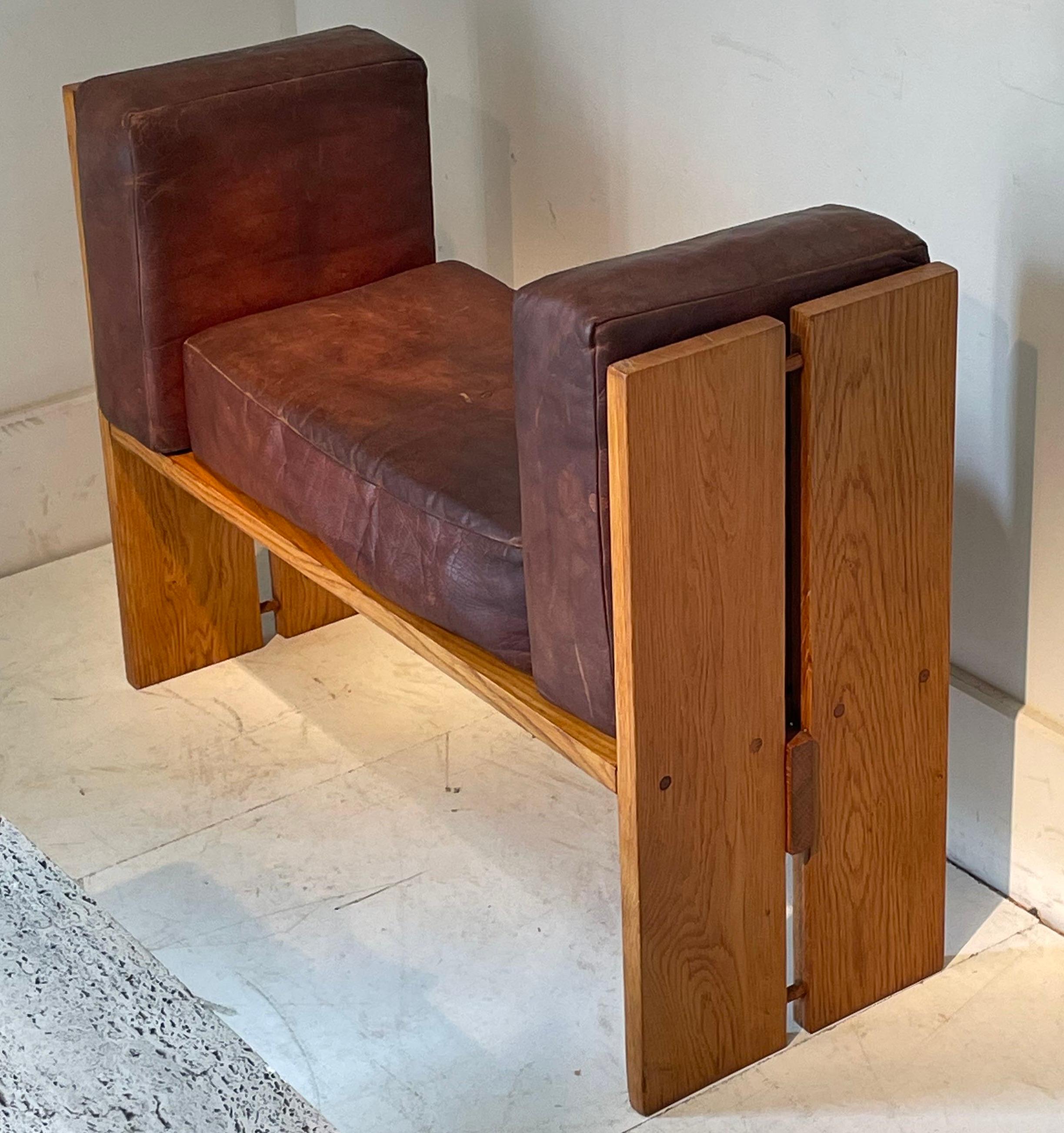 Brown Leather and Oak Pair Tobia Scarpa Benches, Italy, 1970s In Good Condition In New York, NY