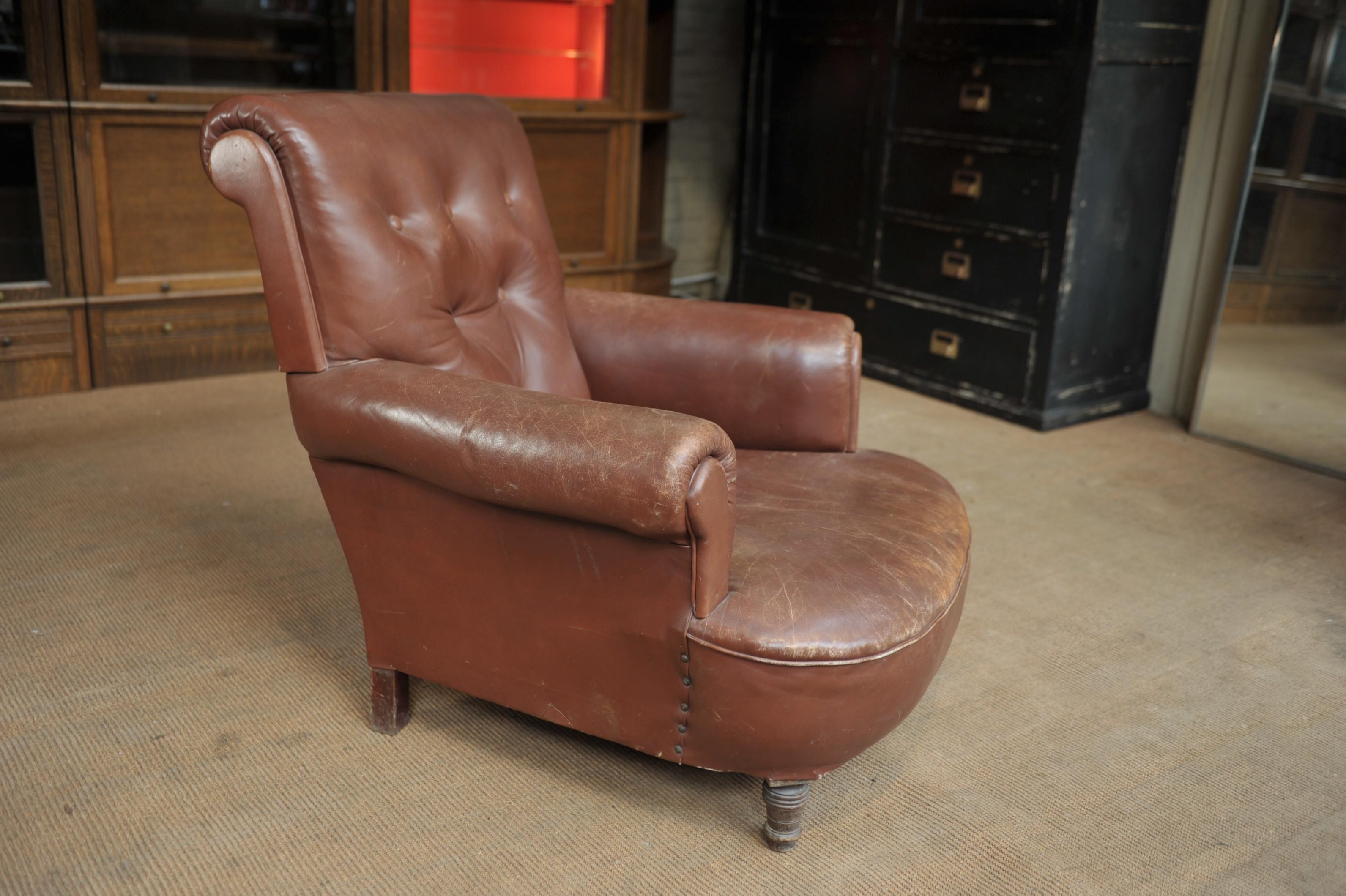 Brown Leather Armchair, Circa France, 1900 For Sale 2