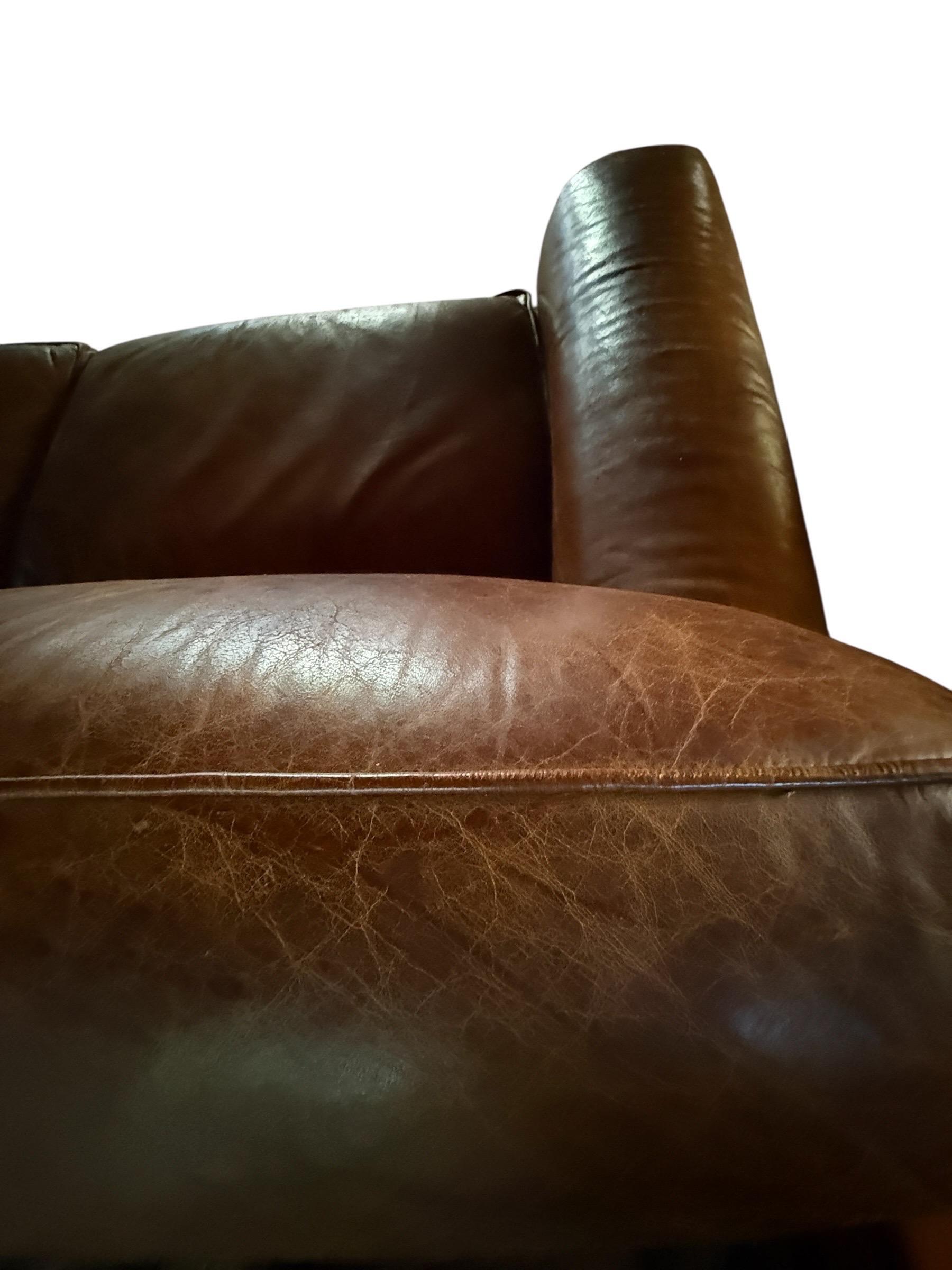 Sofá Sofá Art Decó de cuero marrón de Mitchell Sofá de cuero dorado Sala de estar Cuero en venta
