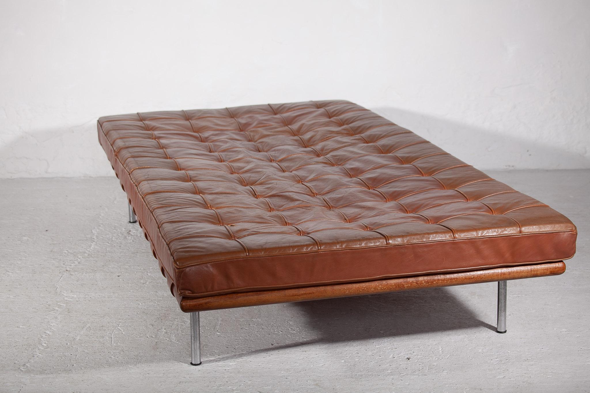 German Brown Leather Barcelona Daybed by Ludwig Mies van der Rohe, for Knoll