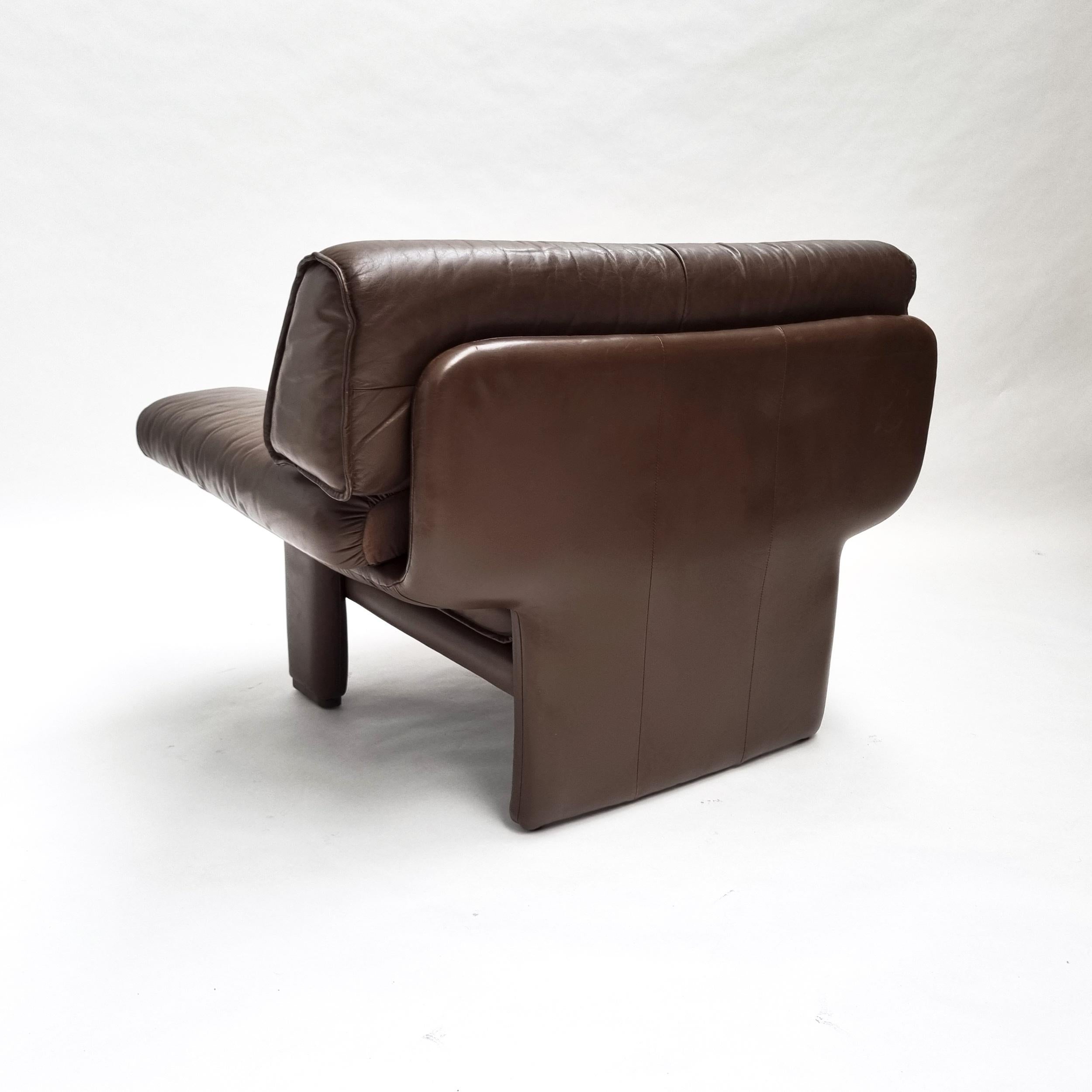 Late 20th Century Brown Leather Brutalist Lounge Chair, 1970s For Sale