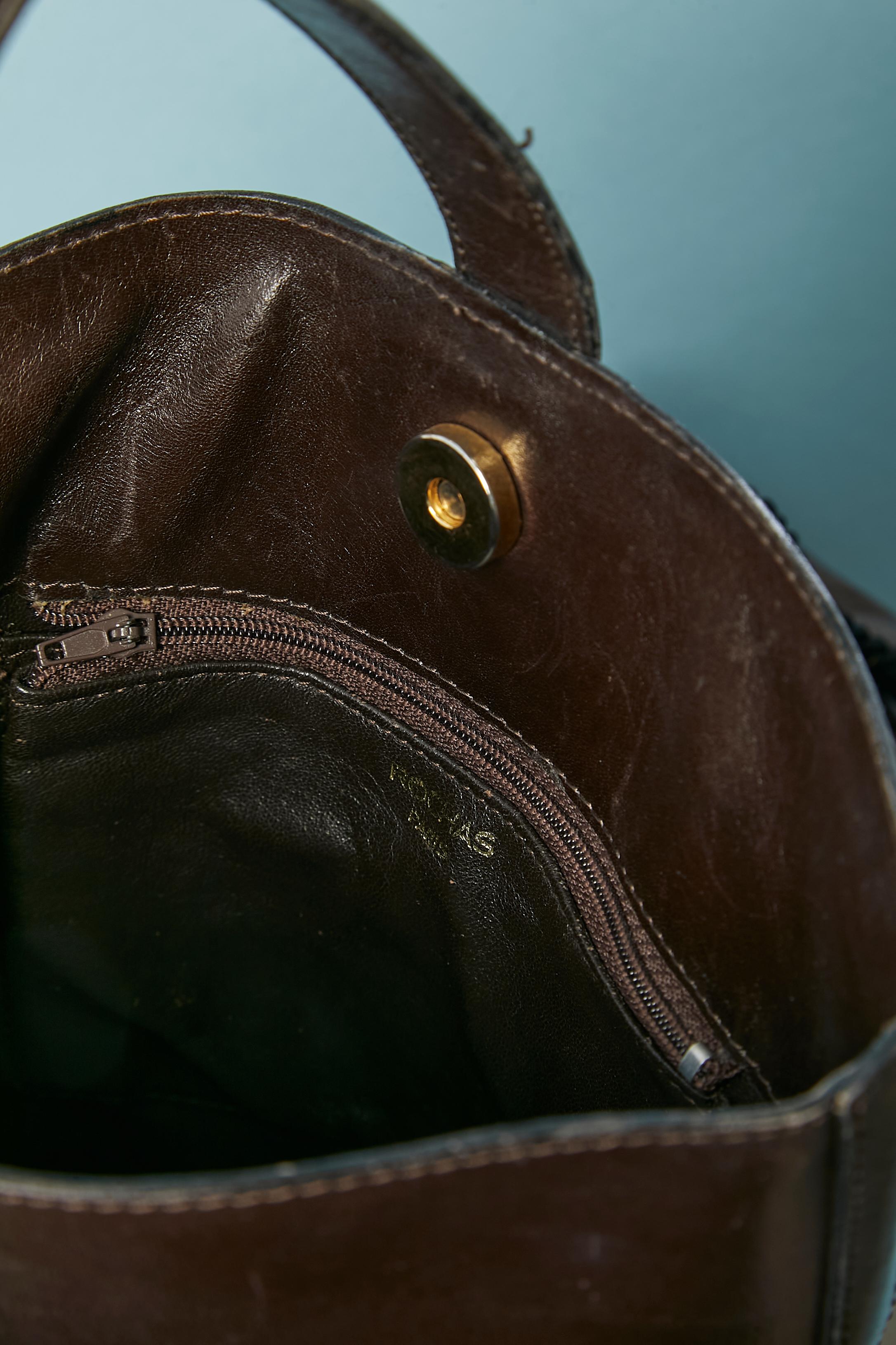 Brown leather bucket bag with soft leather bag with drawstring inside Rochas  For Sale 2