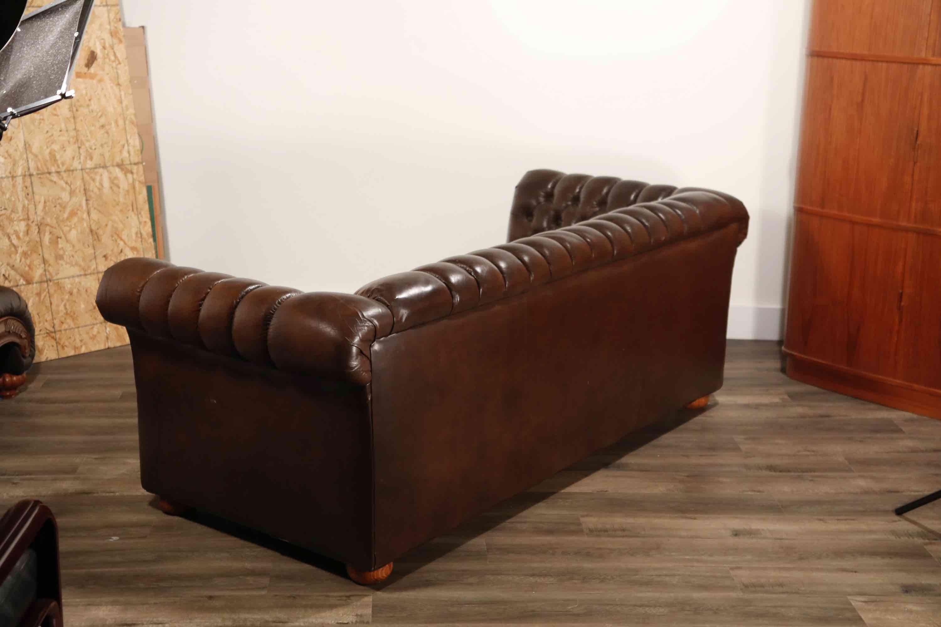 Brown Leather Button Tufted Chesterfield Sofa 7