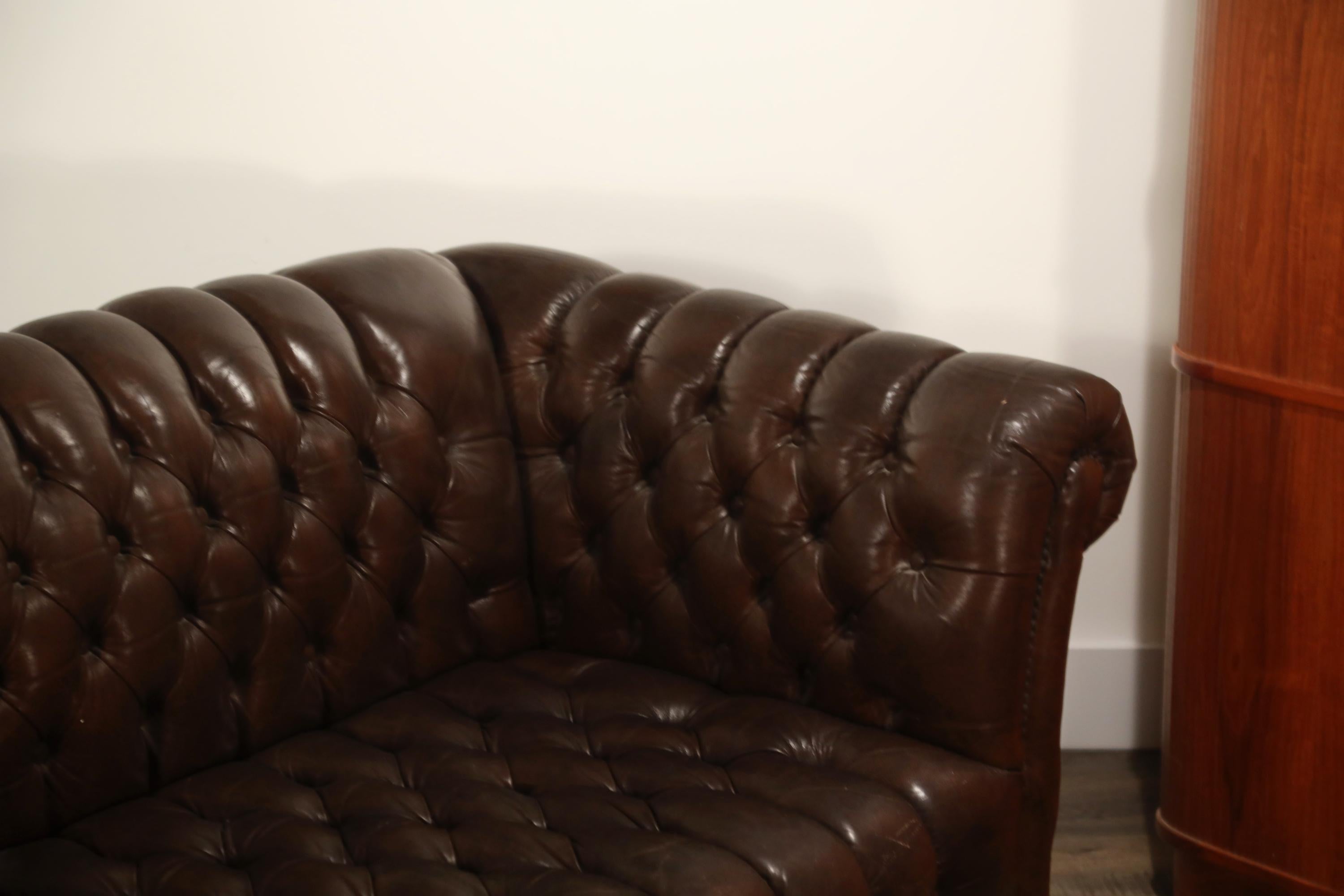 Brown Leather Button Tufted Chesterfield Sofa 10