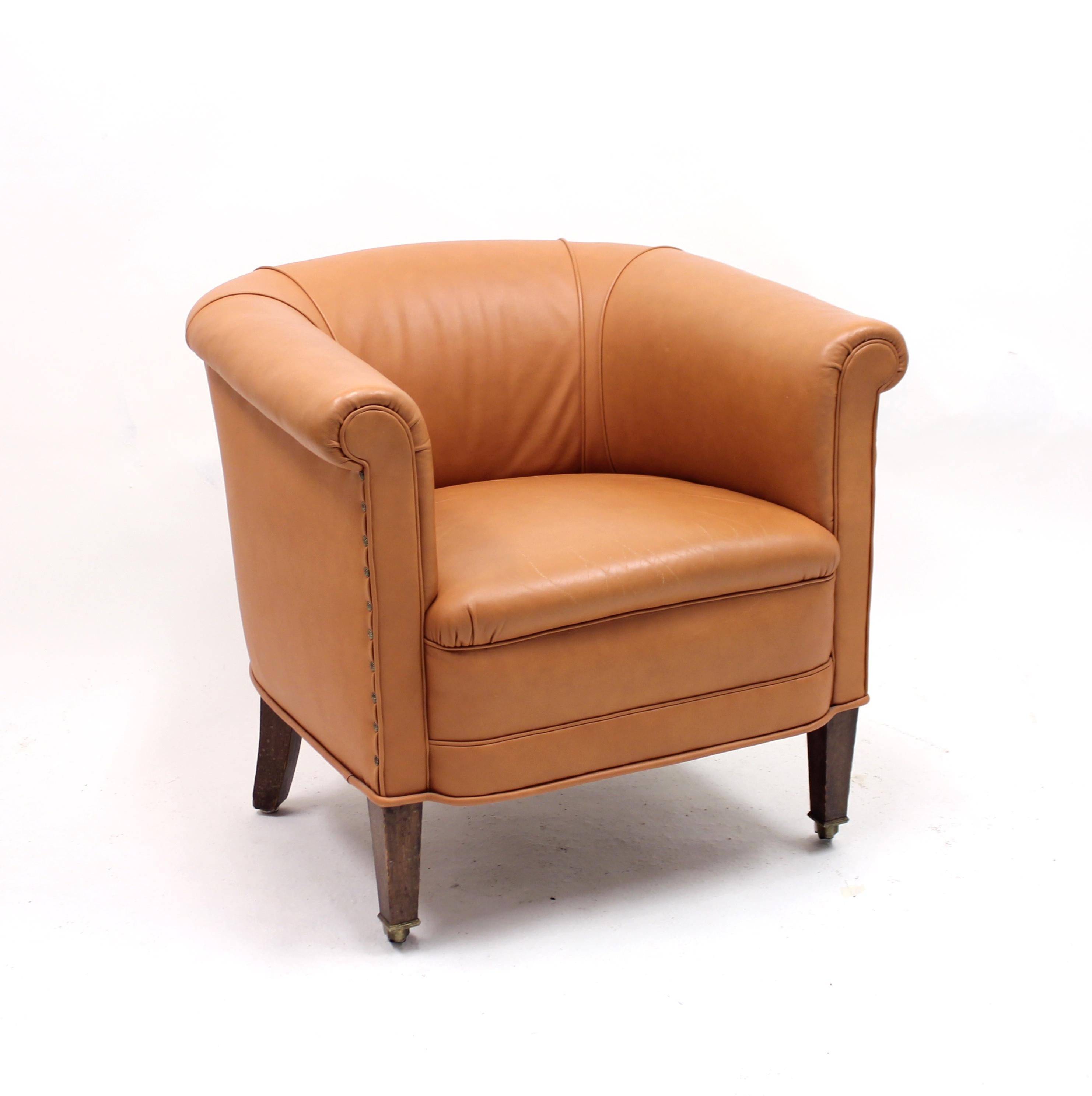 Mid-20th Century Brown Leather Club Chair on Castors, 1930s