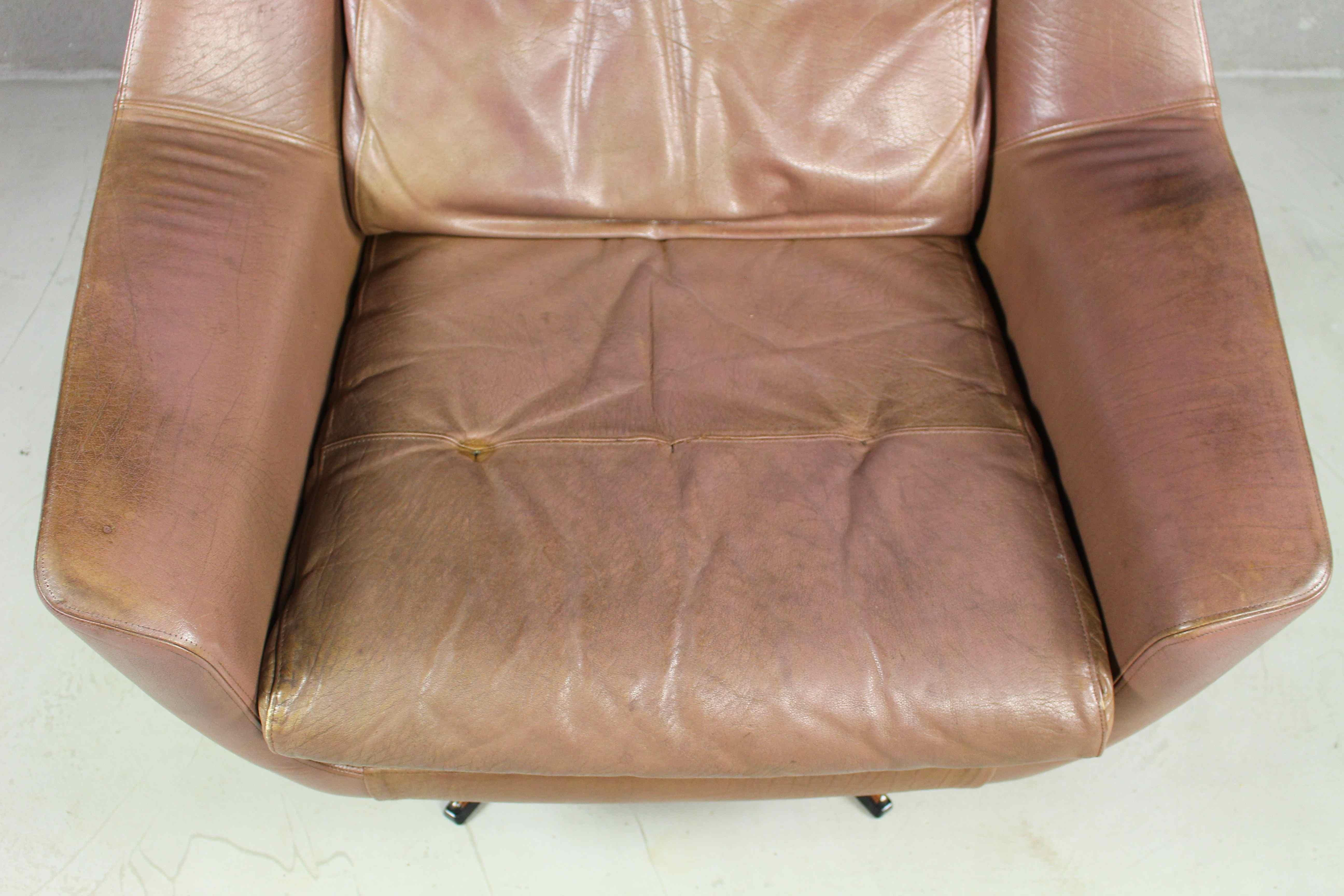 Brown Leather Danish Erhardsen & Andersen Lounge Chair, 1960s For Sale 2