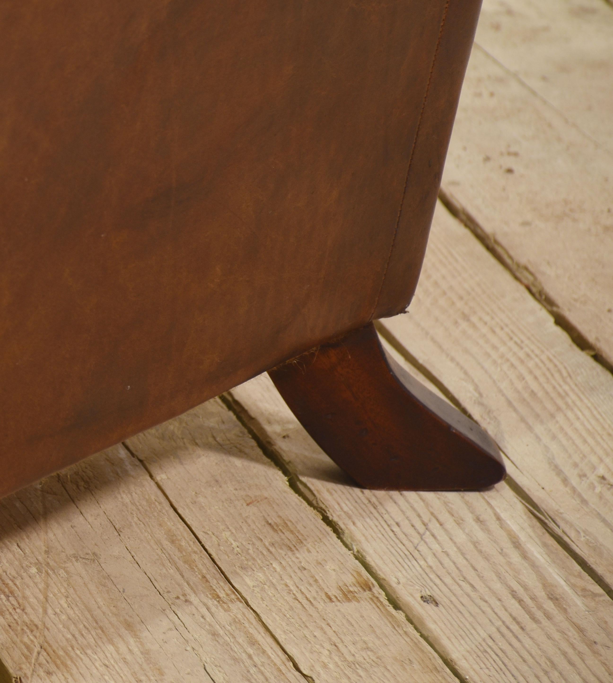 Chesterfield à boutons profonds en cuir Brown en vente 6