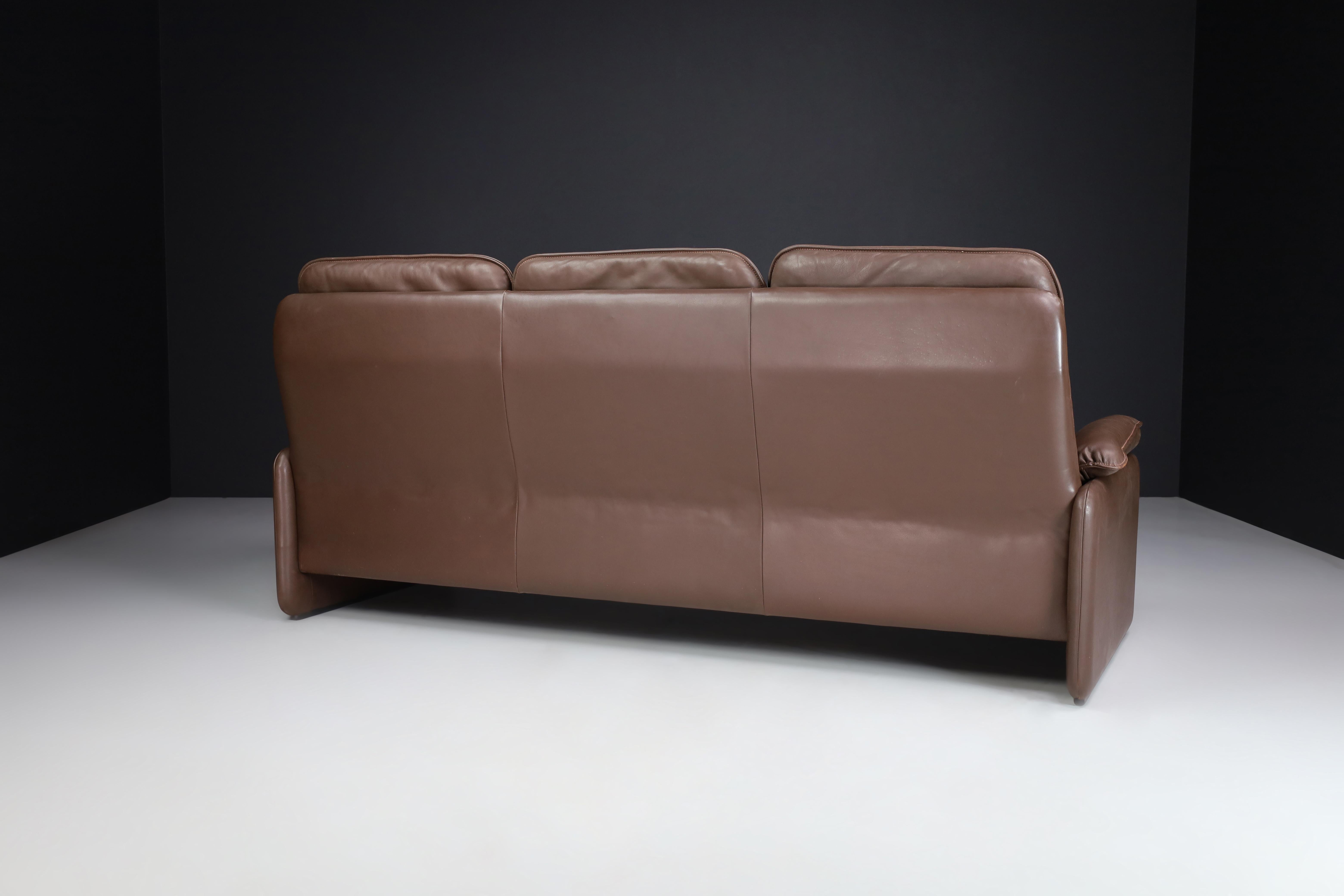 Brown Leather DS 61 Sofa by De Sede Switserland 1970s For Sale 1