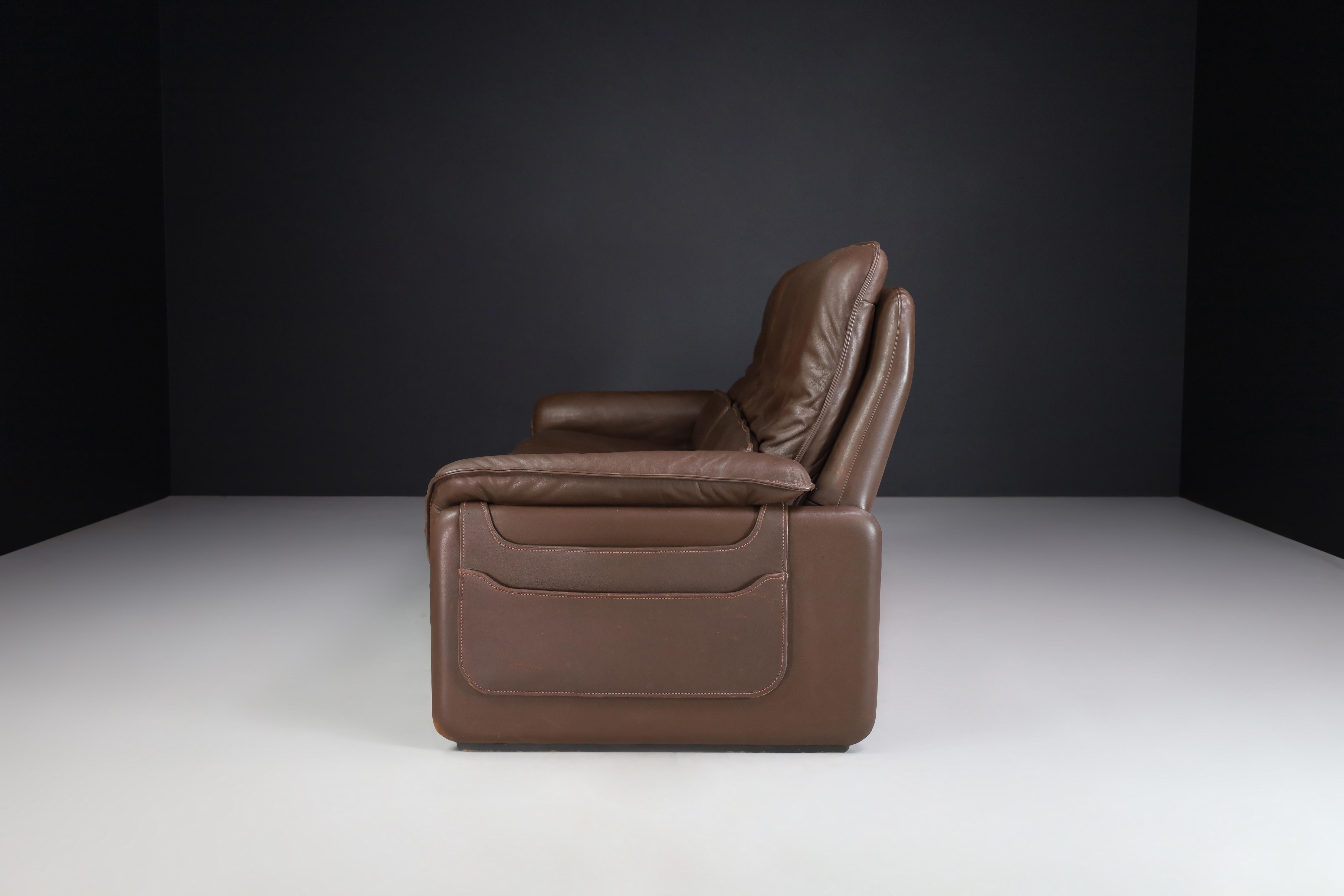 Brown Leather DS 61 Sofa by De Sede Switserland 1970s In Good Condition For Sale In Almelo, NL