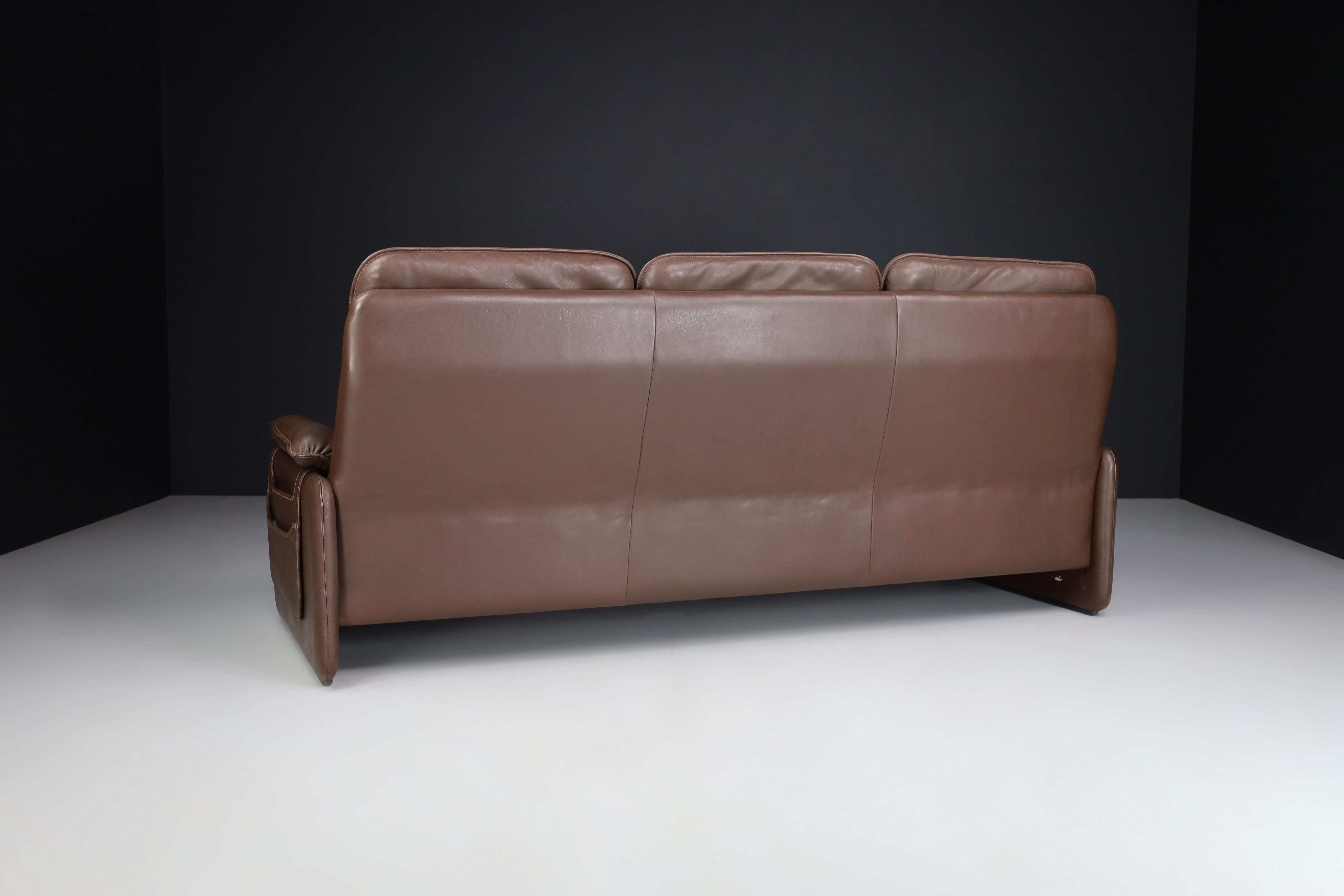 20th Century Brown Leather DS 61 Sofa by De Sede Switserland 1970s For Sale