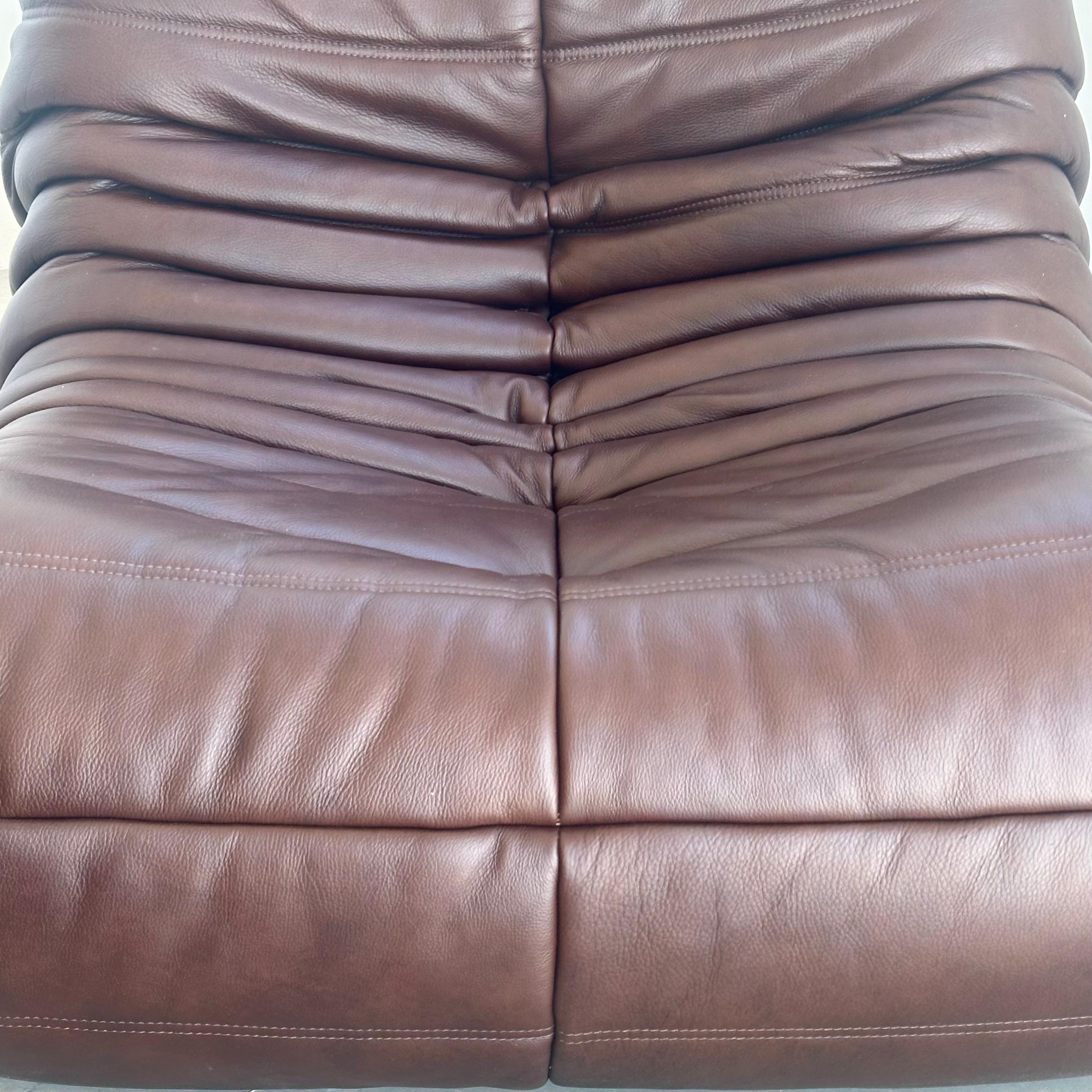 Brown Leather Fireside Togo Seat & Ottoman by Ligne Roset, 1980s France For Sale 5