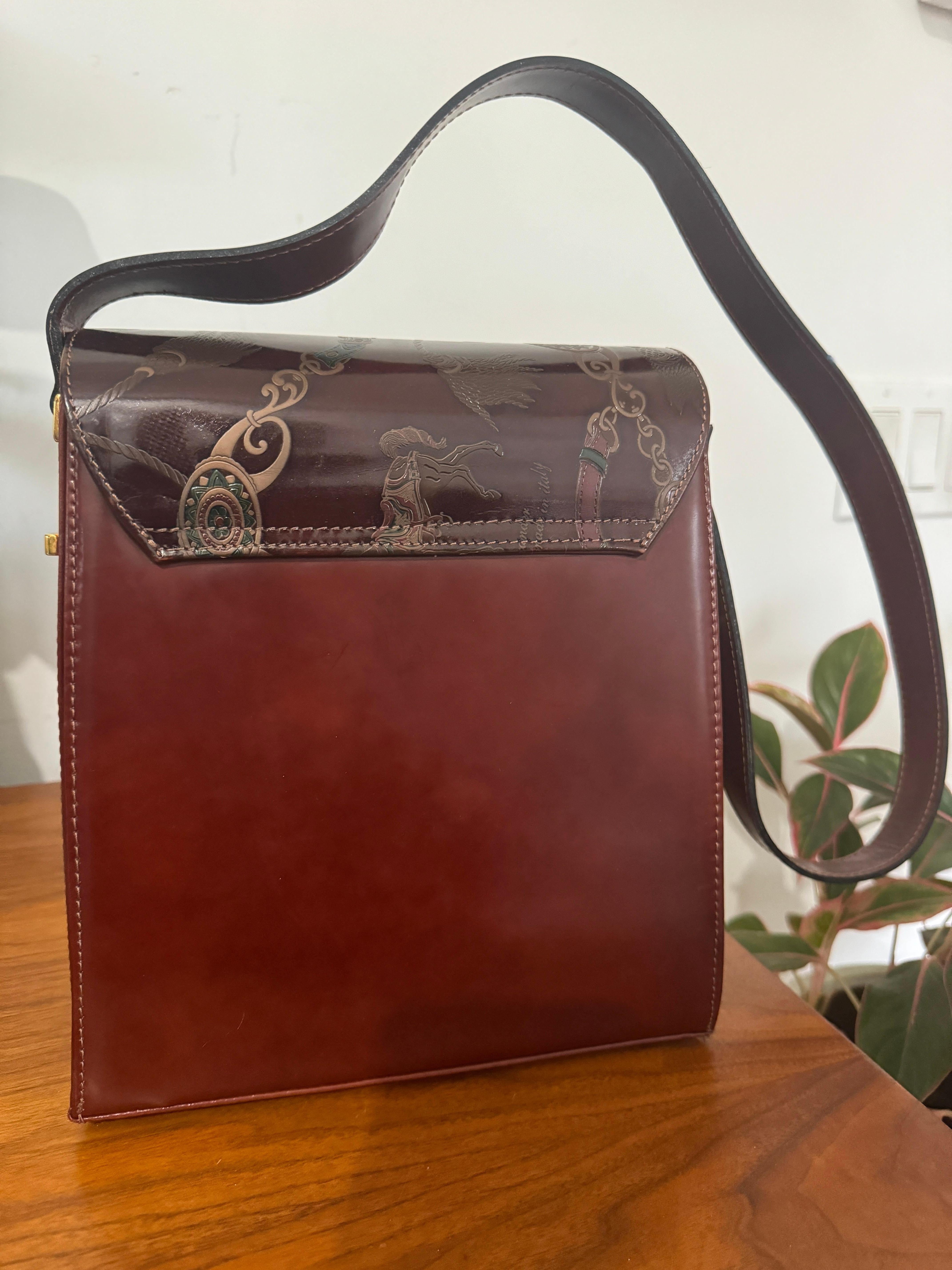 Braune Lederhandtasche mit Pferdegebiss in Italien hergestellt im Angebot 6