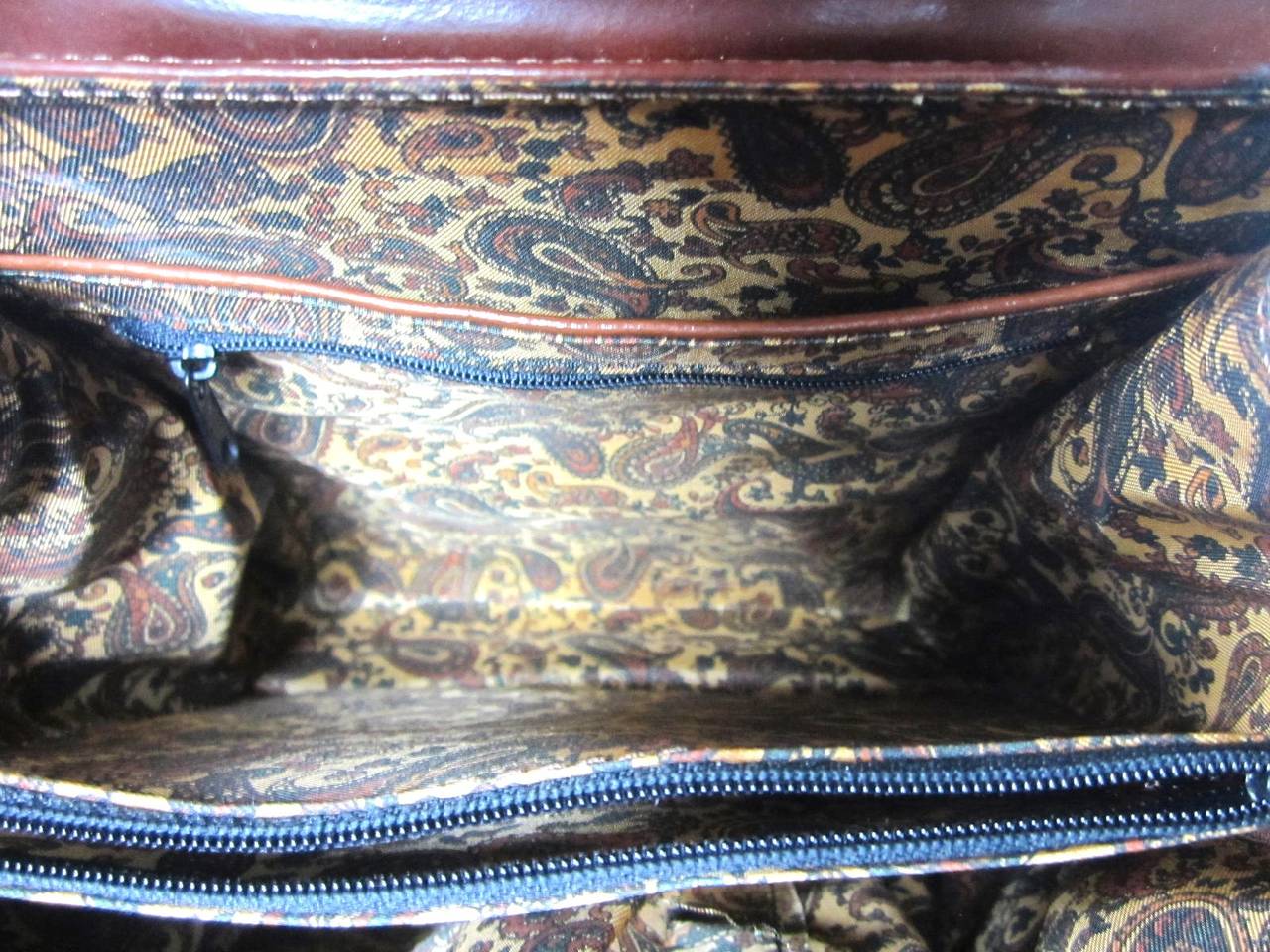 Sac à main en cuir marron à mors de cheval de fabrication italienne en vente 2