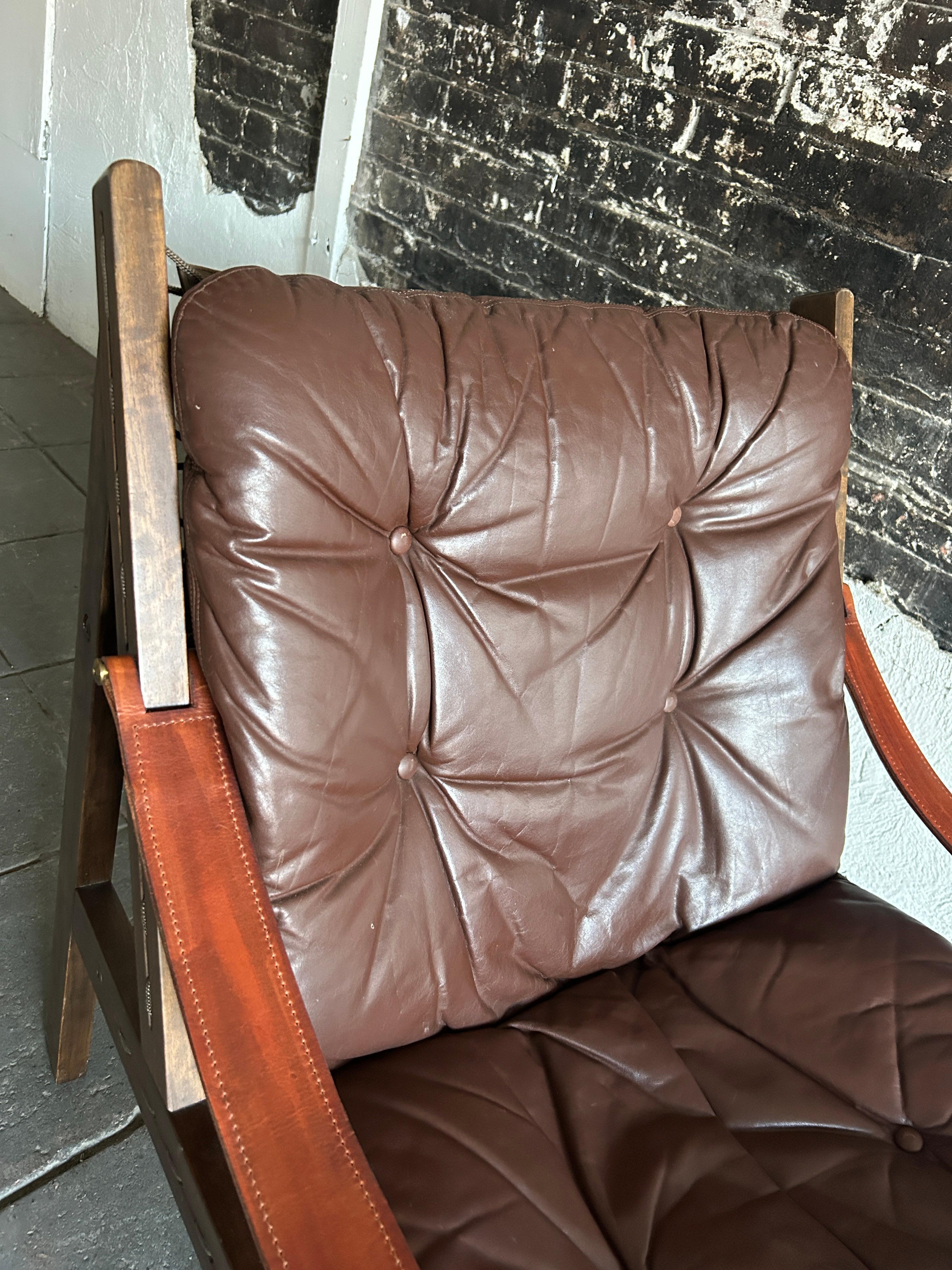 Brown Leather “Hunter” Safari Rosewood Lounge Chair by Torbjørn Afdal, Bruksbo In Good Condition For Sale In BROOKLYN, NY