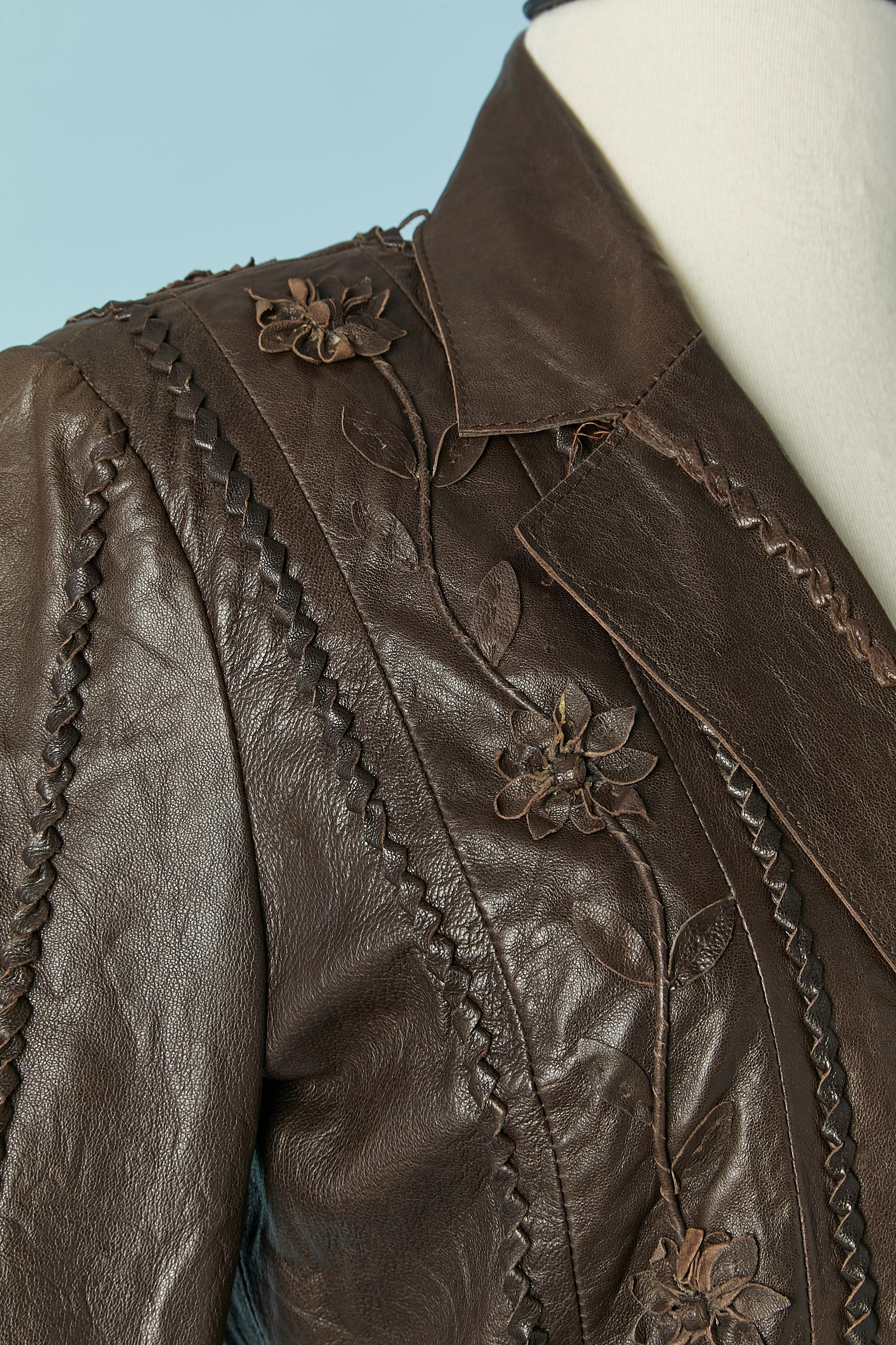 Brown leather jacket with leather flower appliqué ROBERTO CAVALLI CLASS In Excellent Condition For Sale In Saint-Ouen-Sur-Seine, FR