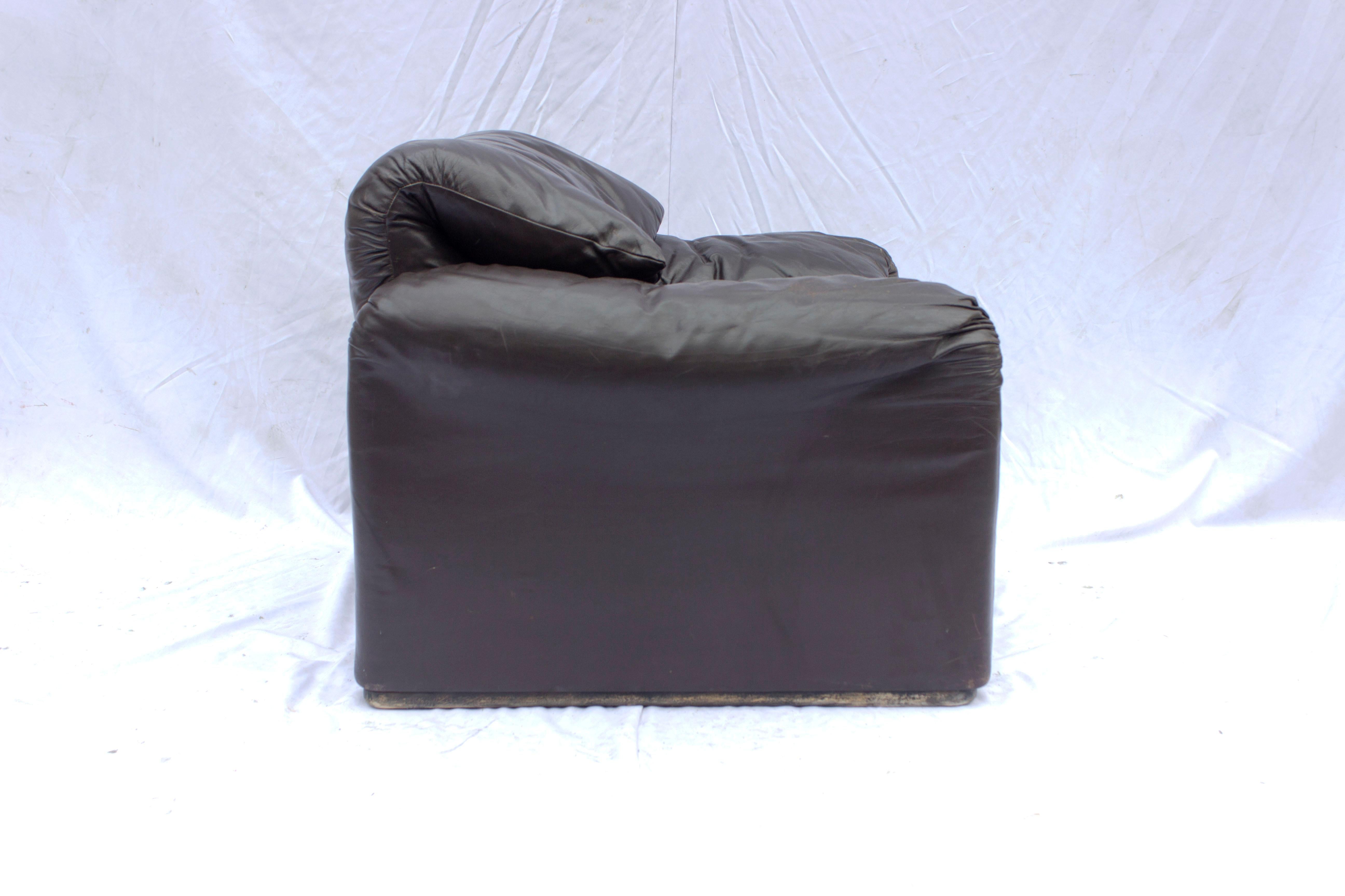 Brown Leather Lounge Chair 