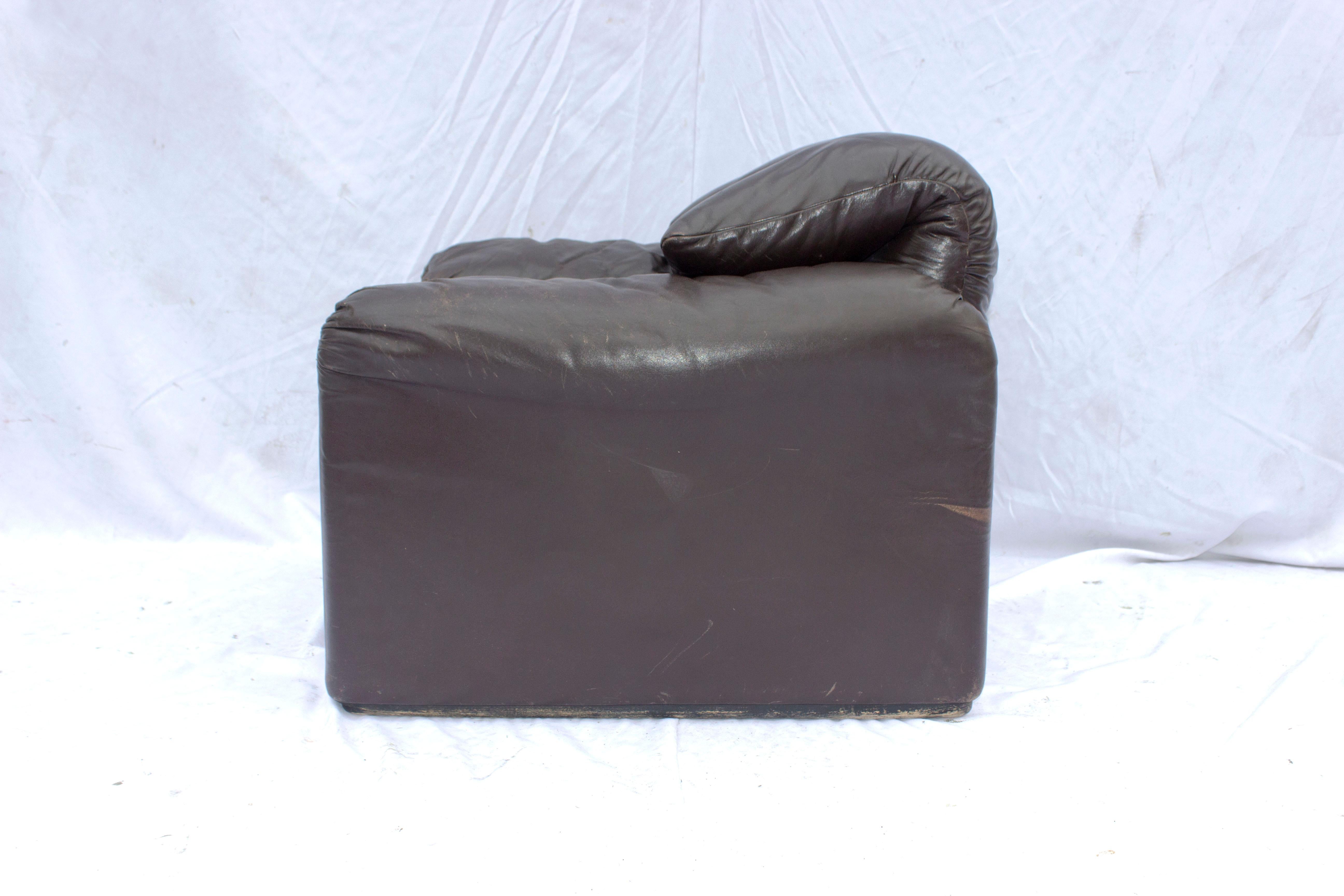 Brown Leather Lounge Chair 