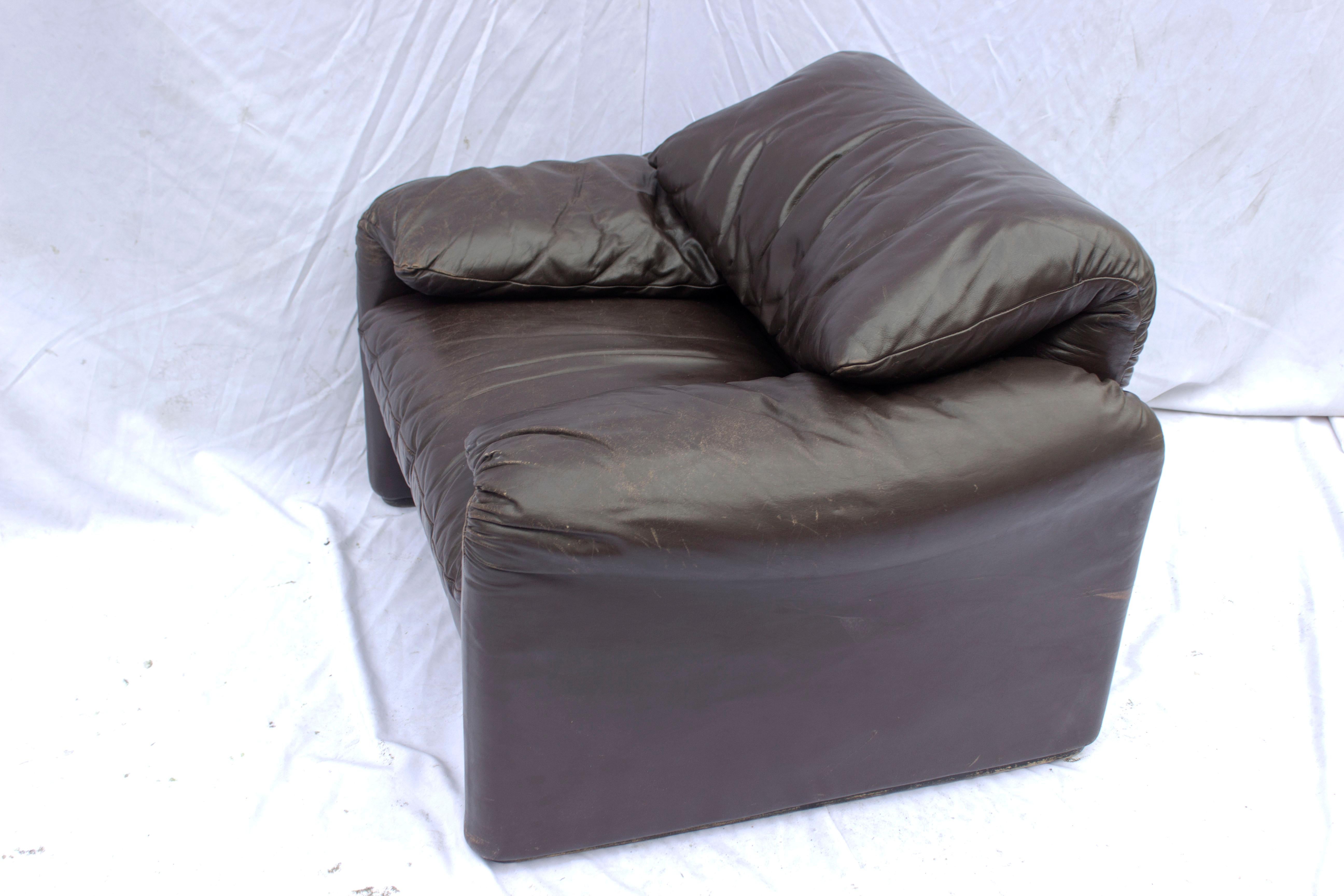 Brown Leather Lounge Chair 