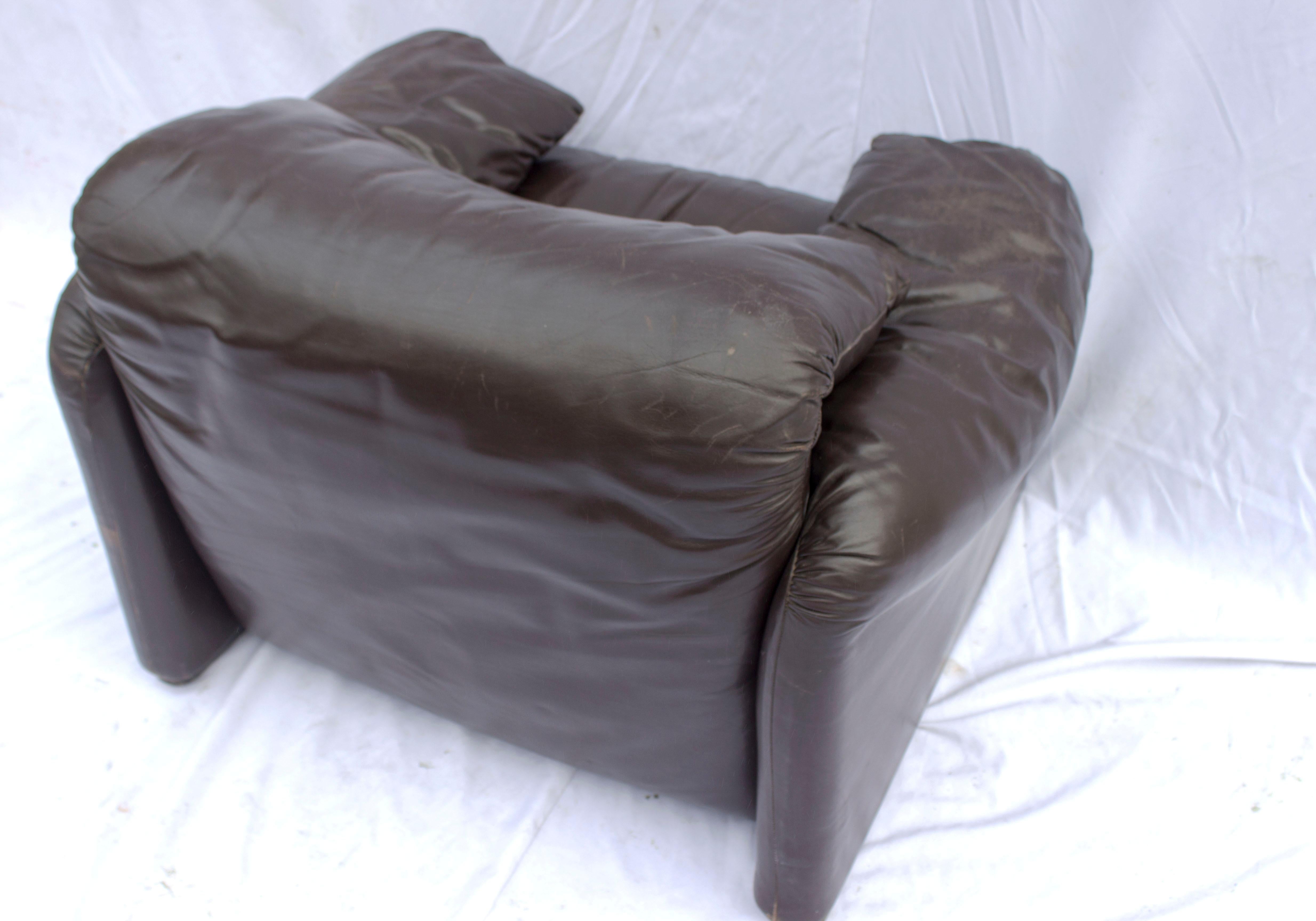 Brown Leather Lounge Chair 