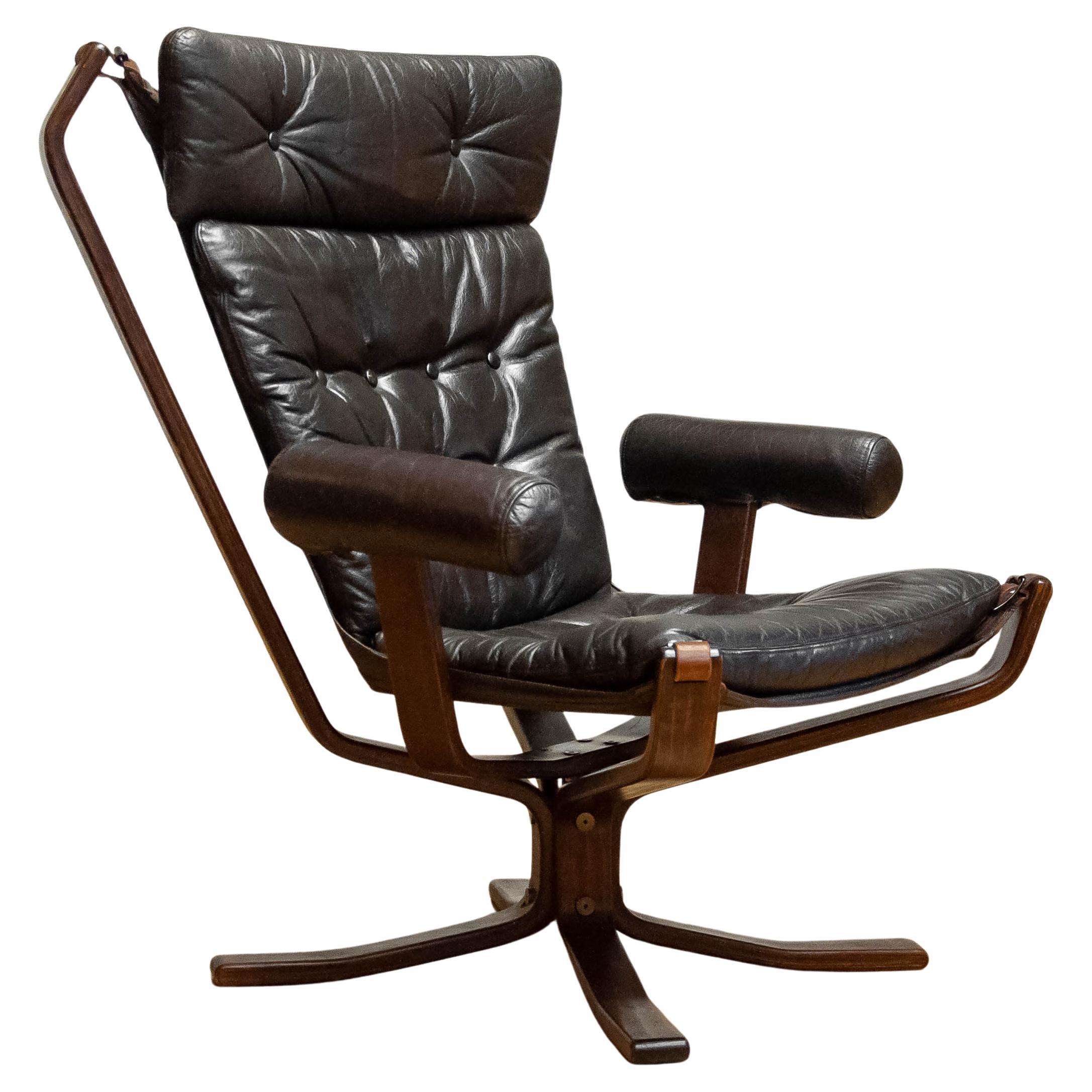 Brown Leather Lounge Chair
Model Superstar" by Sigurd Ressell. 1970s