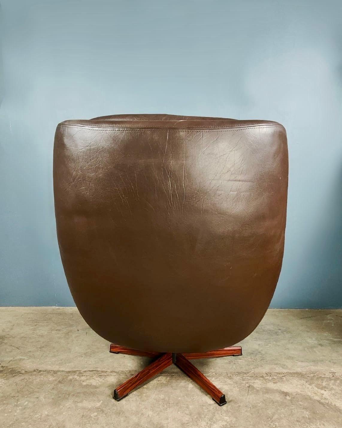 Late 20th Century Brown Leather Mid Century Overman Swedish Swivel Lounge Chair Vintage Retro MCM