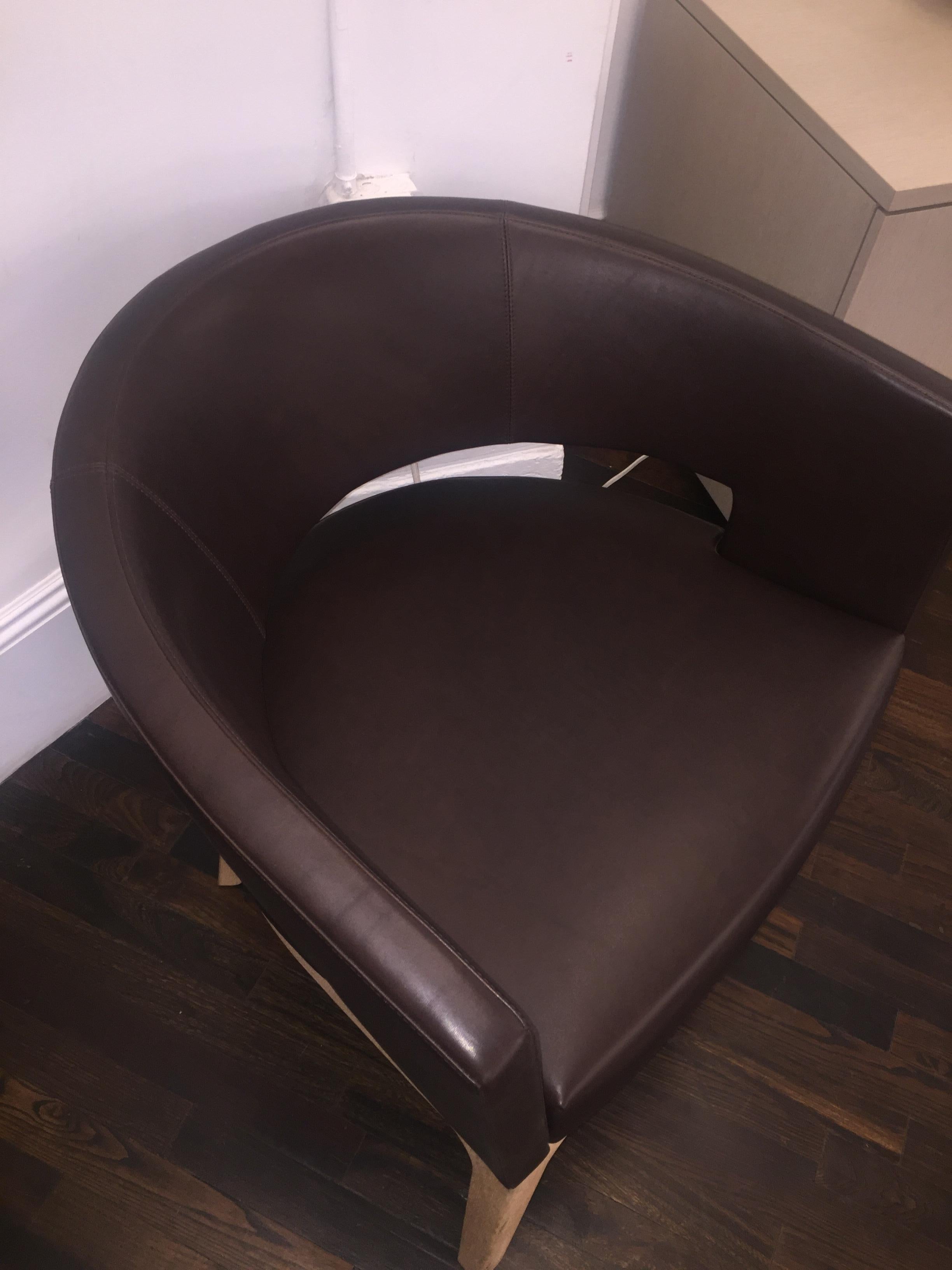 Montis Brown Leather Oak Base Turner Armchair In Good Condition In New York, NY