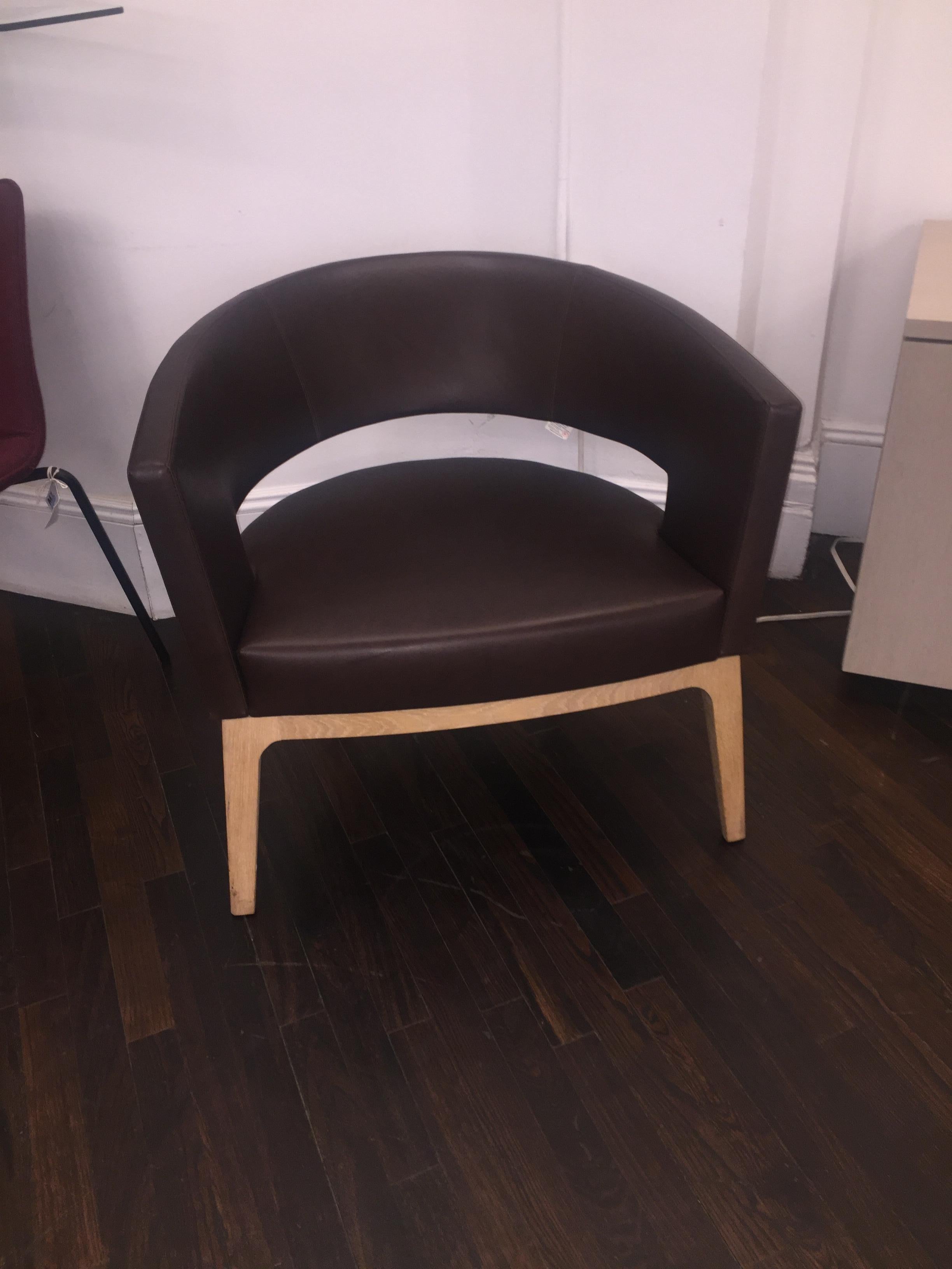 Contemporary Montis Brown Leather Oak Base Turner Armchair