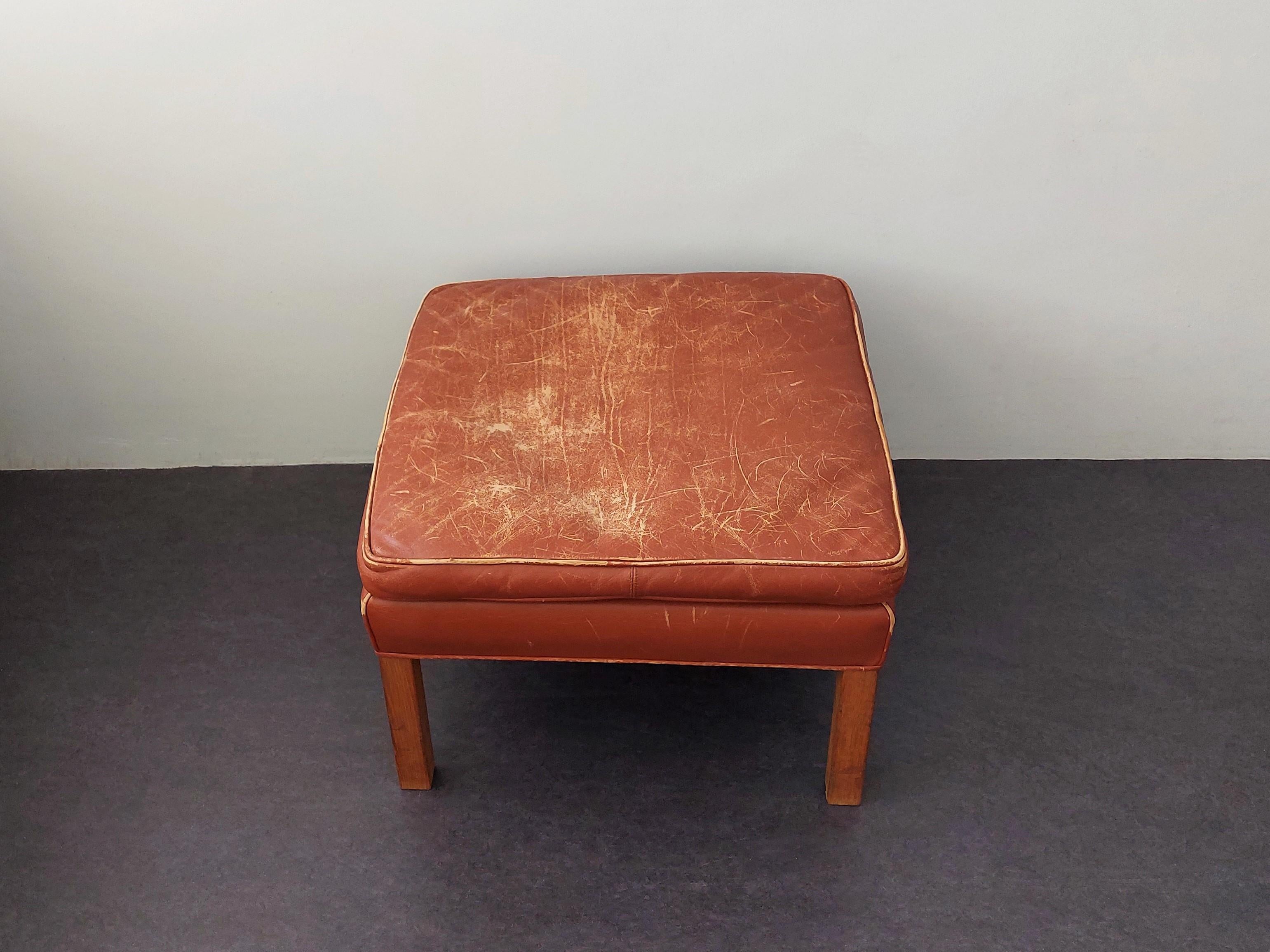 Mid-Century moderno Pouf in pelle marrone di Børge Mogensen per Fredericia, Danimarca 1963 in vendita