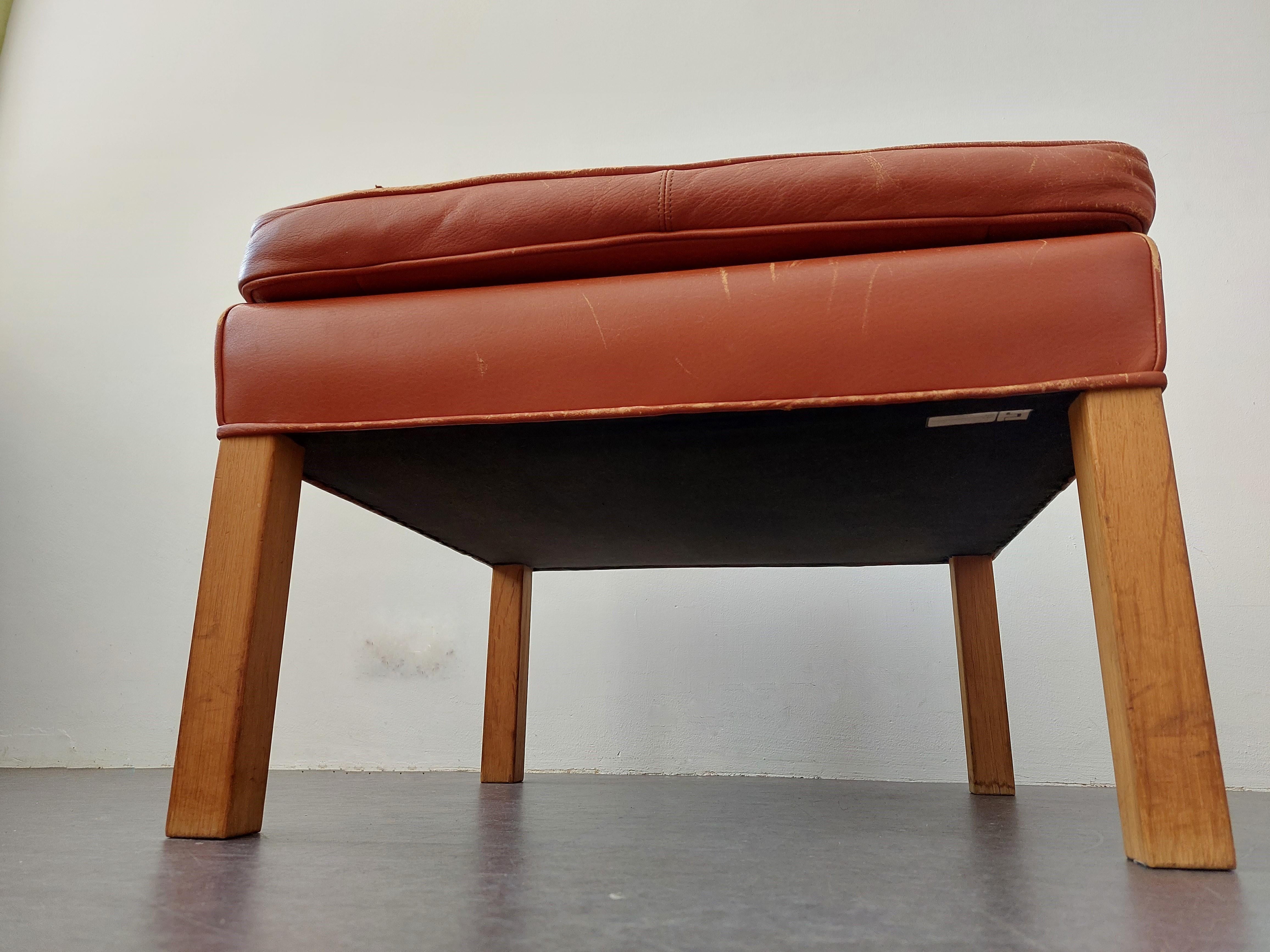 Pouf in pelle marrone di Børge Mogensen per Fredericia, Danimarca 1963 In condizioni buone in vendita a Steenwijk, NL