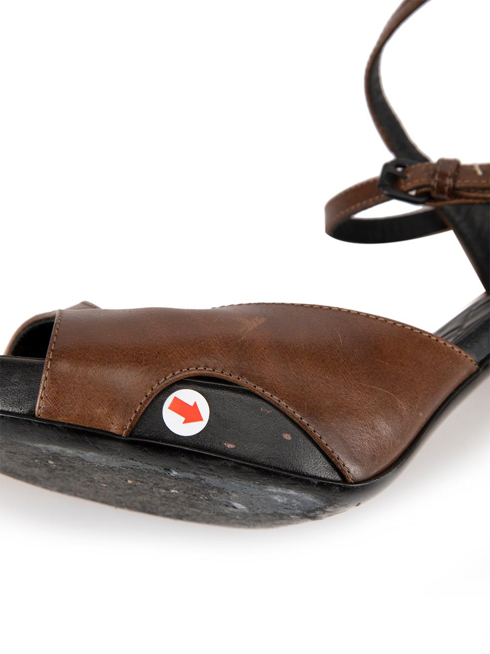 Brown Leather Peep Toe Heeled Sandals Size IT 38 For Sale 3