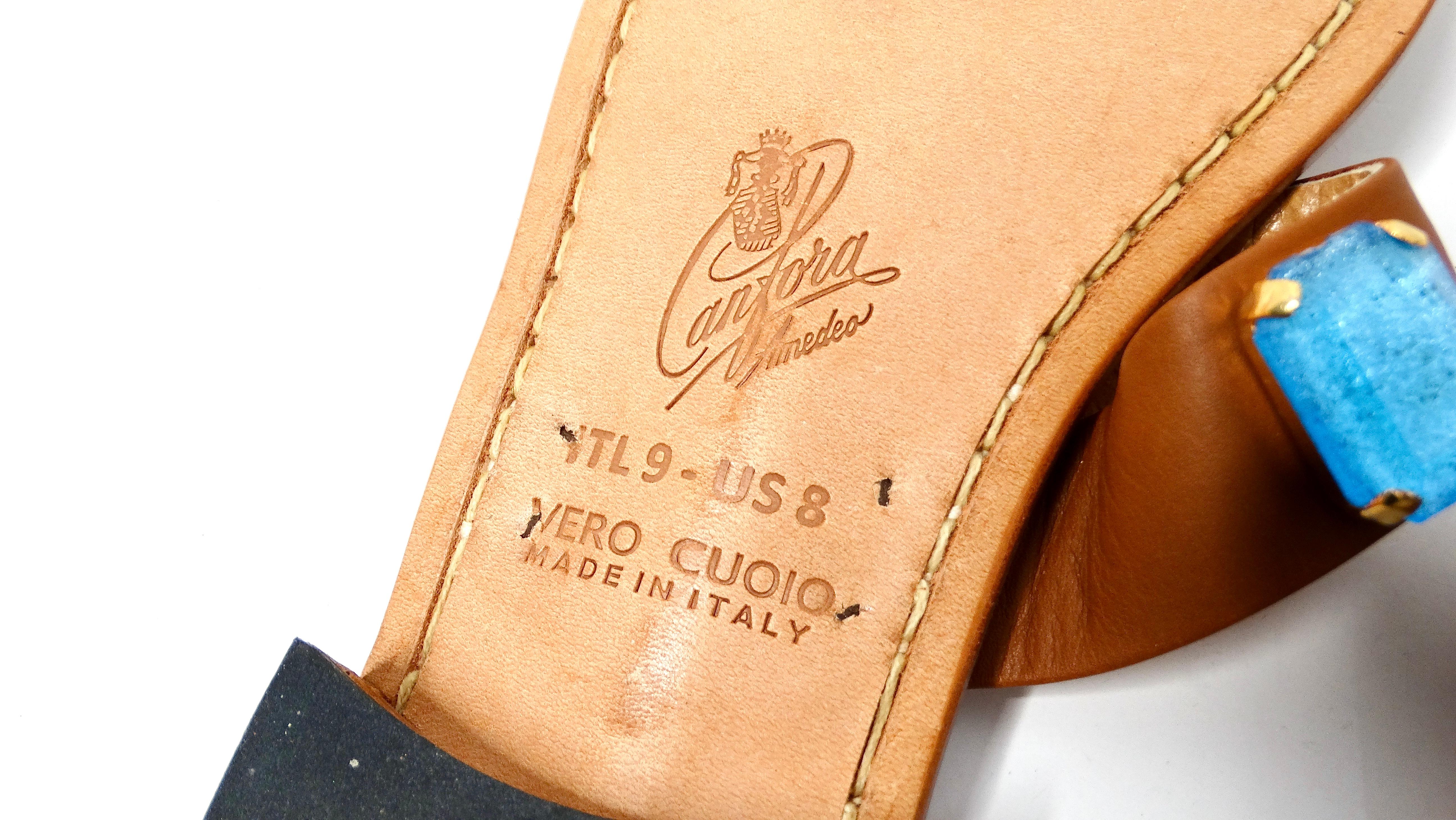 Sandales en cuir Brown avec accents de fausses pierres colorées en vente 3