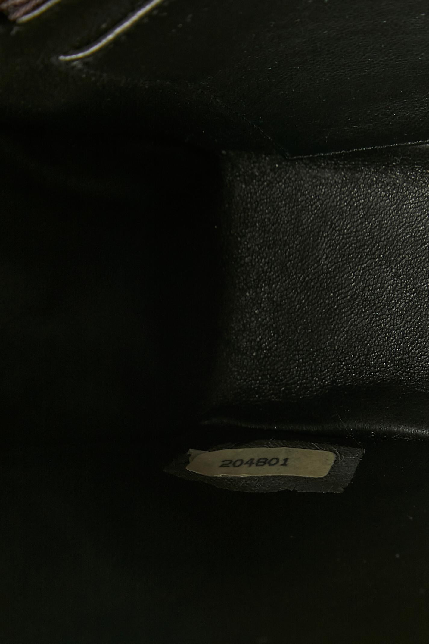 Brown leather shoulder bag with top-stitching and chain Chanel Circa 1984 For Sale 5