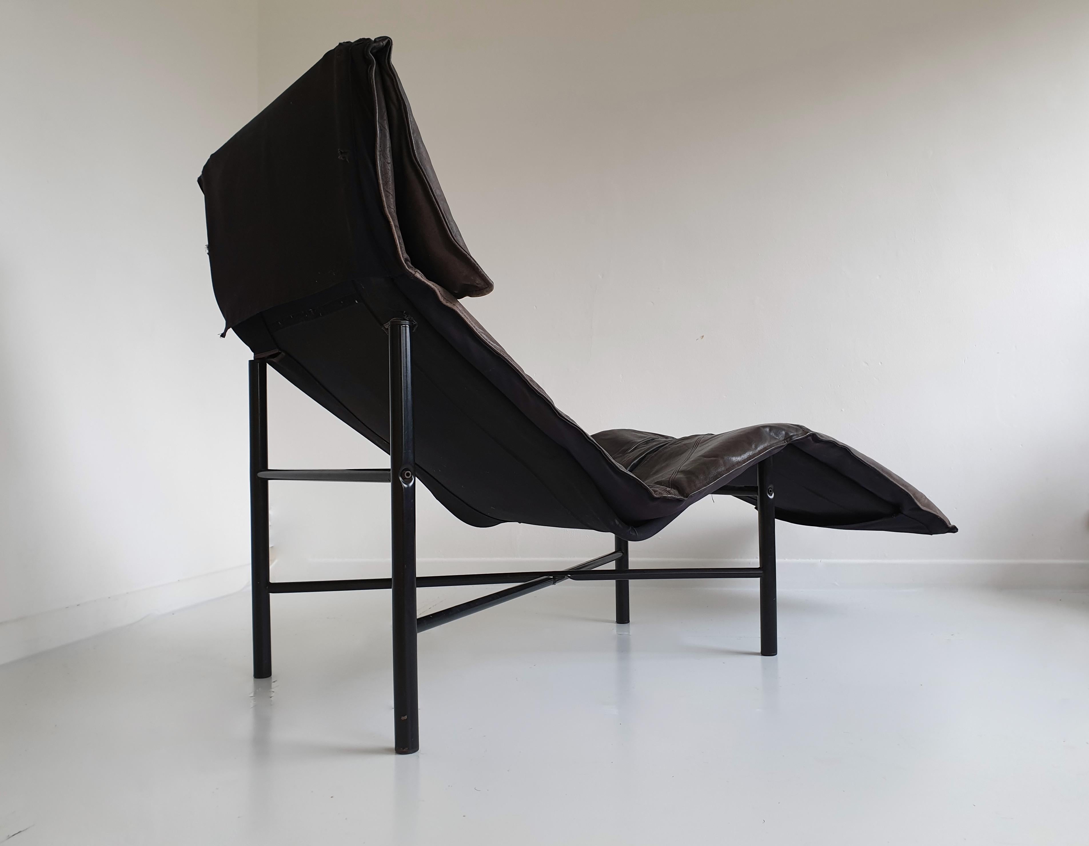 Brown Leather 'Skye' Chaise by Tord Björklund for Ikea, circa 1980 1