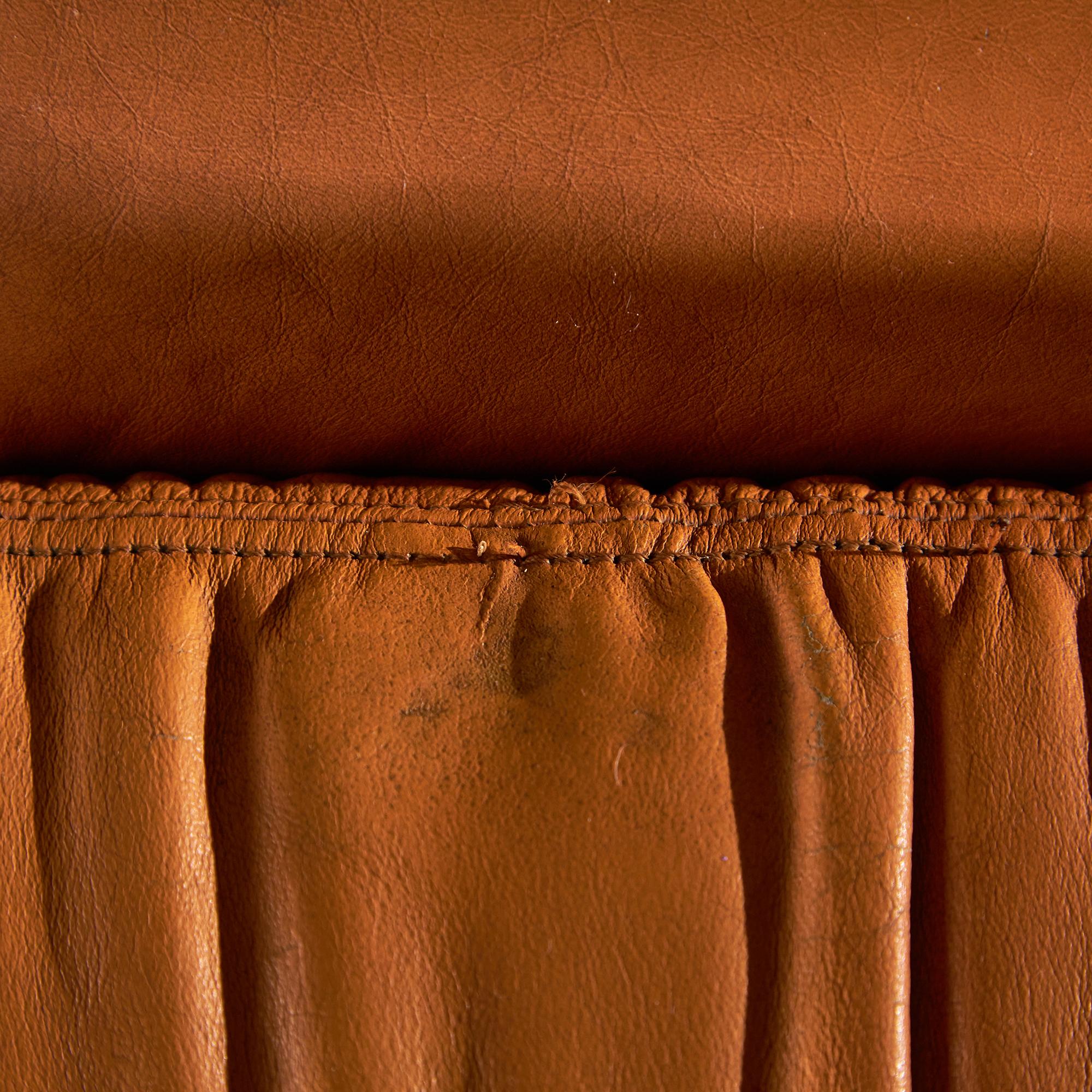 Brown Leather Sofa Set, Italy, 1970s For Sale 7