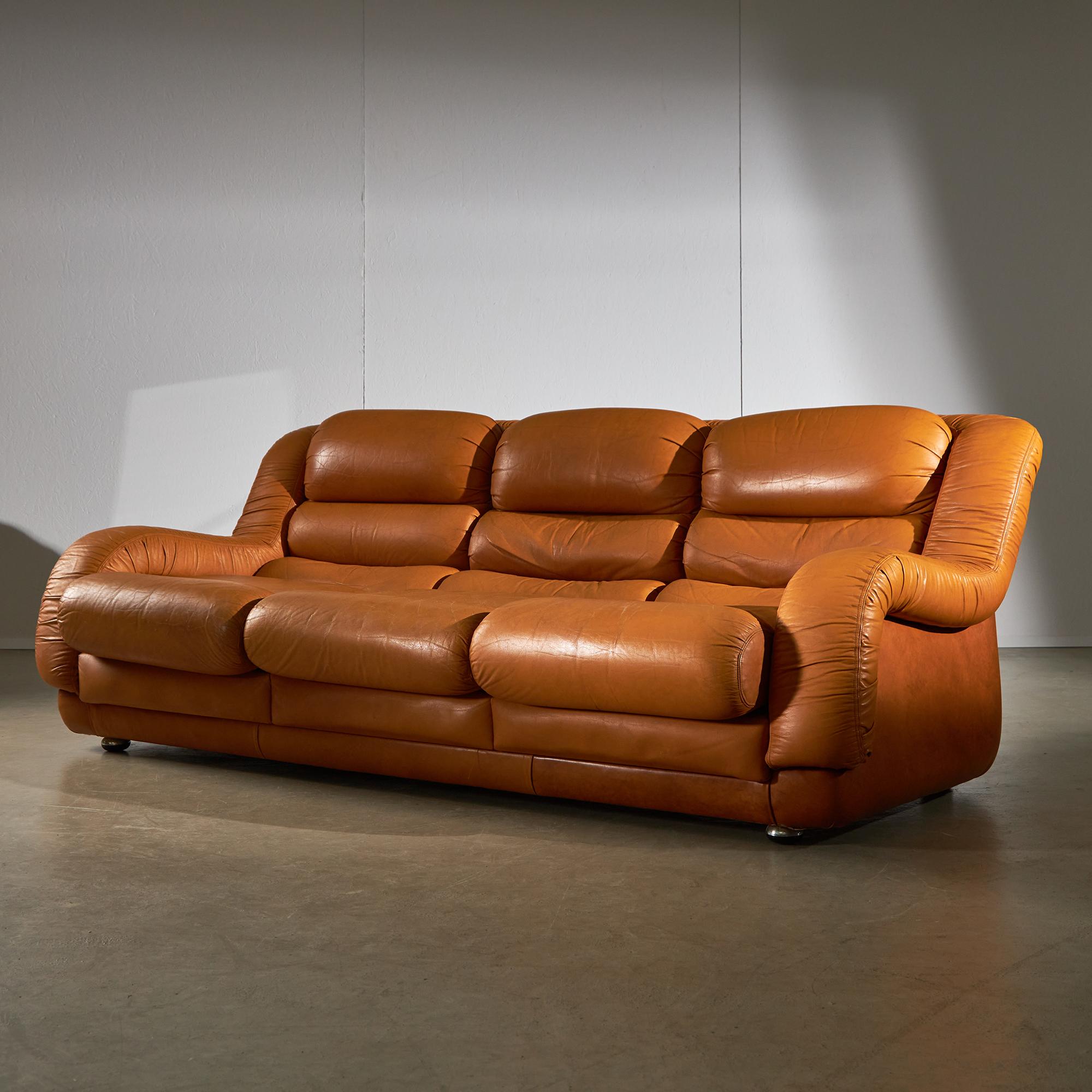 Italian Brown Leather Sofa Set, Italy, 1970s For Sale