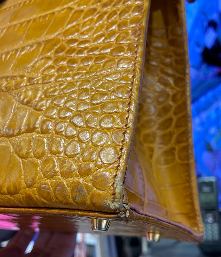 Brown leather structured shoulder bag with crocodile pattern Sonia Rykiel For Sale 2