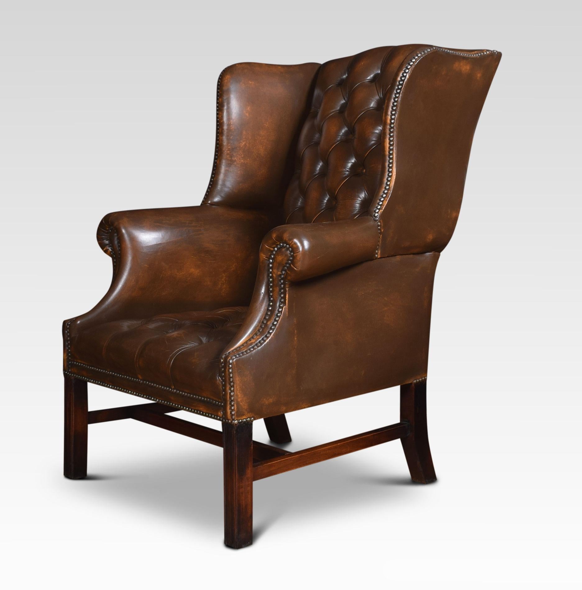 Britannique Fauteuil Wingback tapissé en cuir Brown en vente