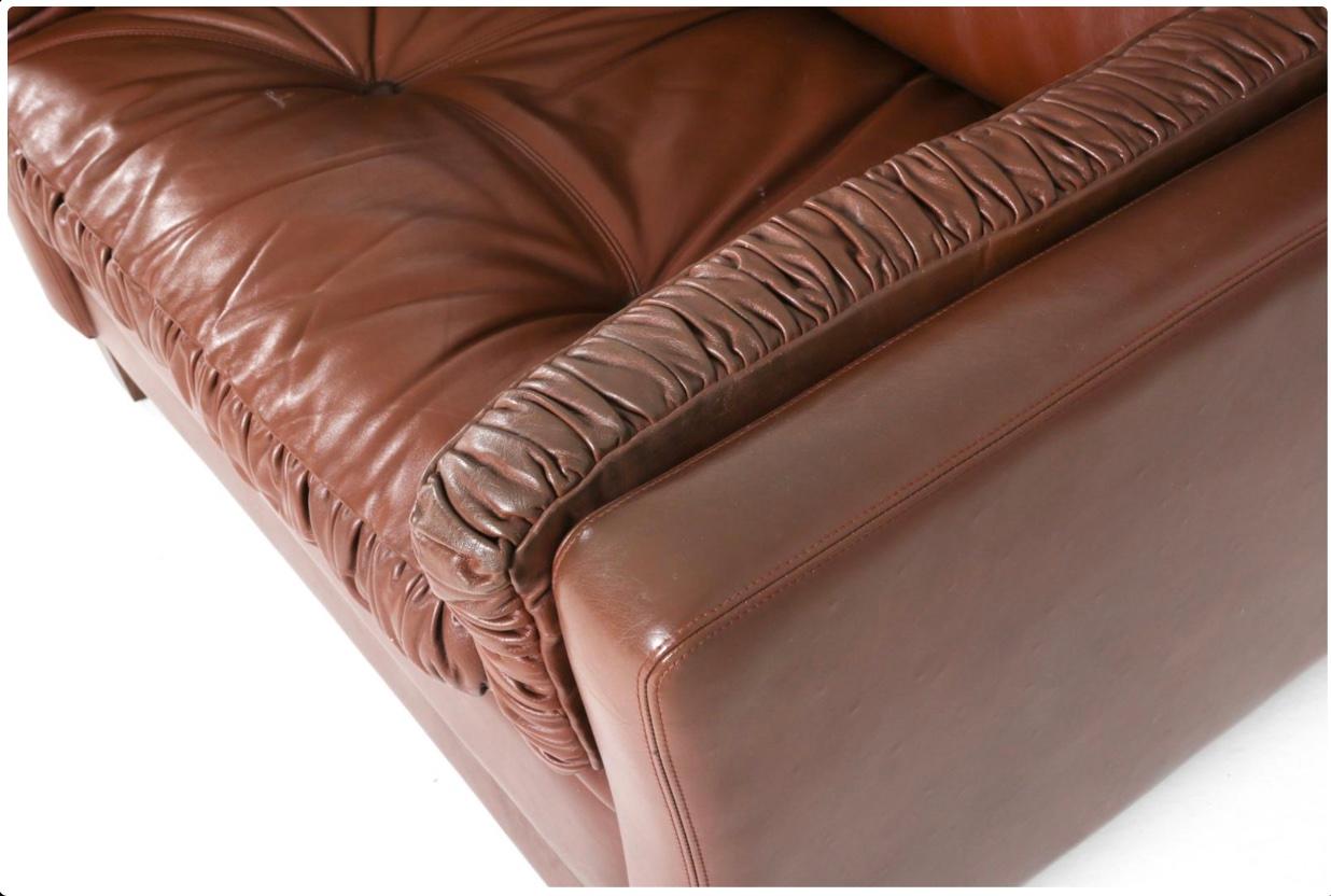 Paire de chaises à accoudoirs à dossier ailé en cuir Brown dans le style de Børge Mogensen en vente 2