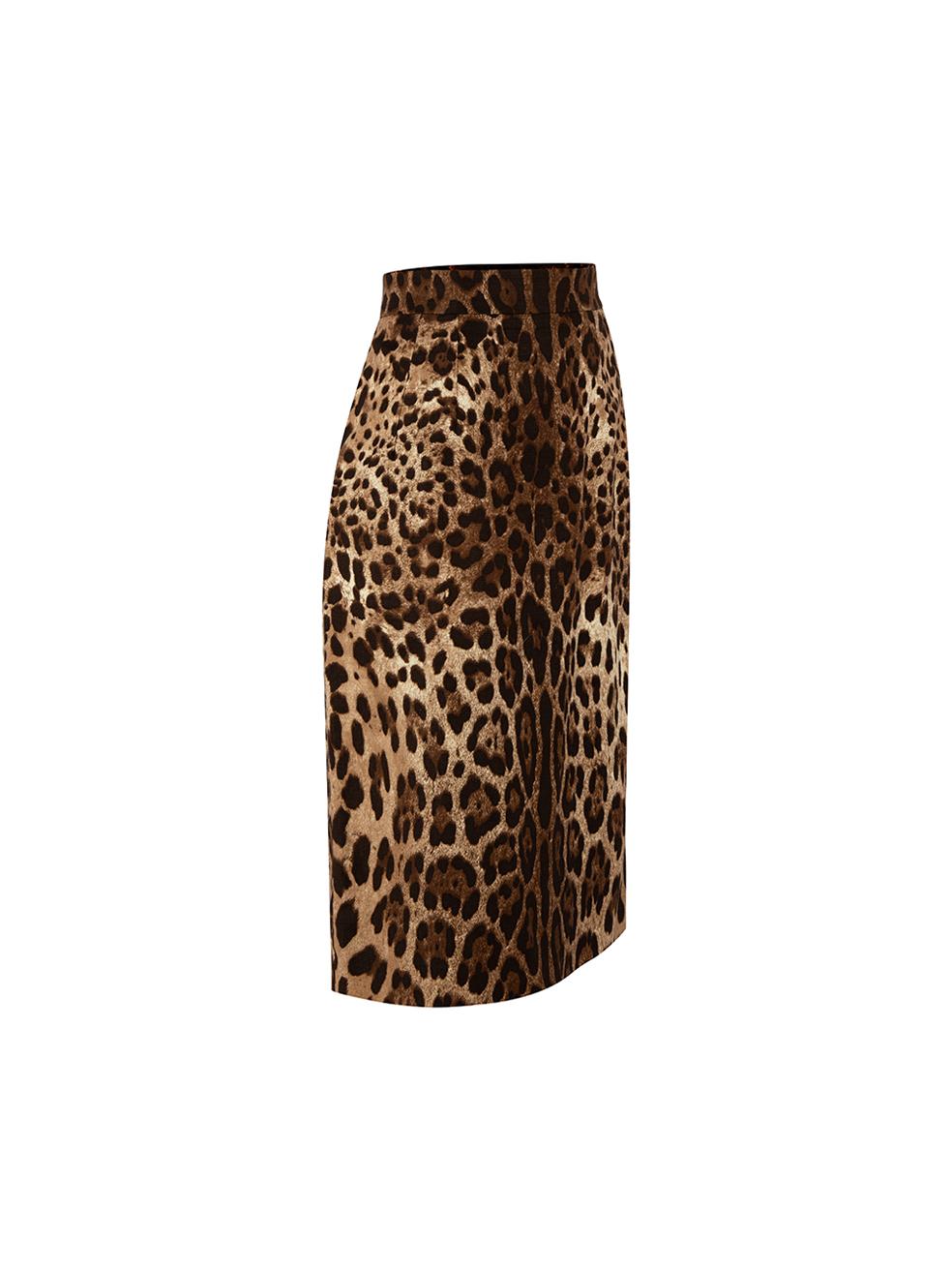 CONDITION is Very good. Hardly any visible wear to skirt is evident on this used Dolce & Gabbana designer resale item.



Details


Brown

Cotton

Pencil skirt

Knee length

Leopard pattern

Back zip closure with hooks and eyes





Made in