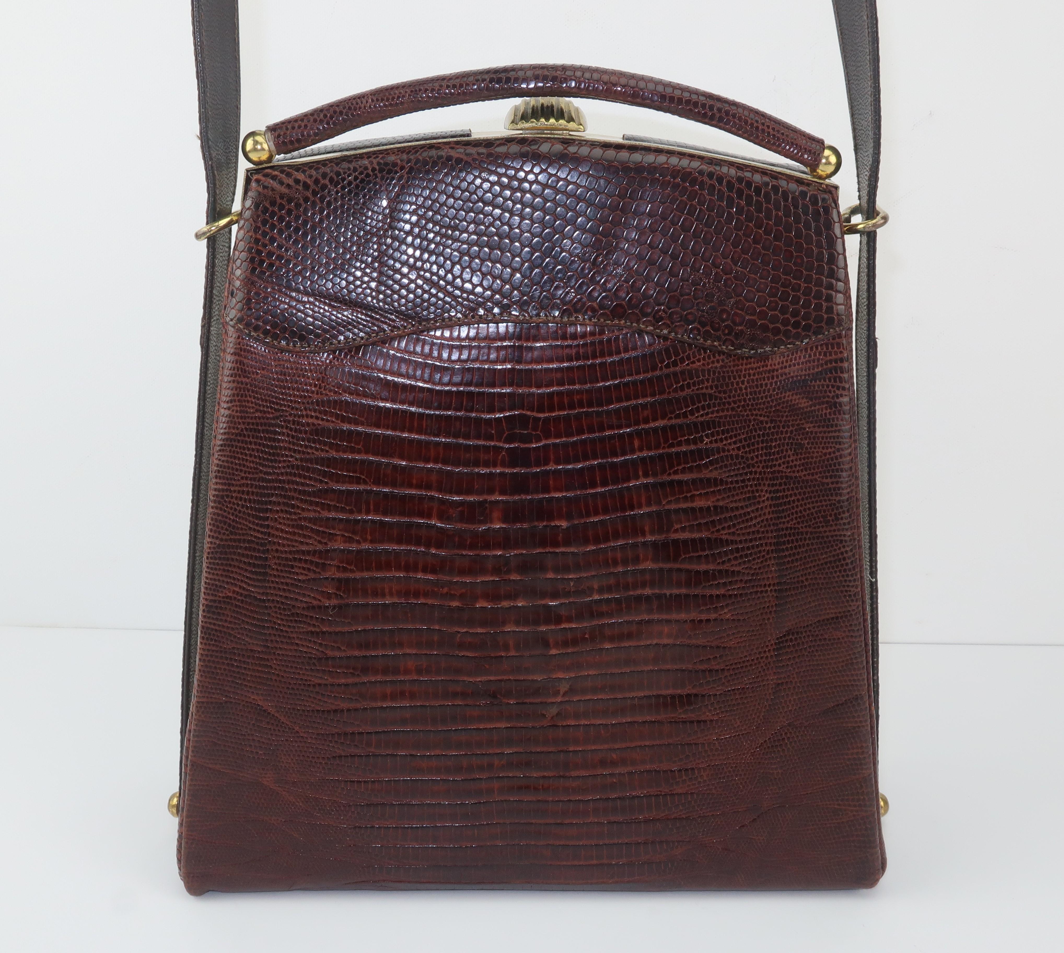 Brown Lizard Skin Top Handle Handbag With Unique Silhouette, 1950's In Good Condition In Atlanta, GA